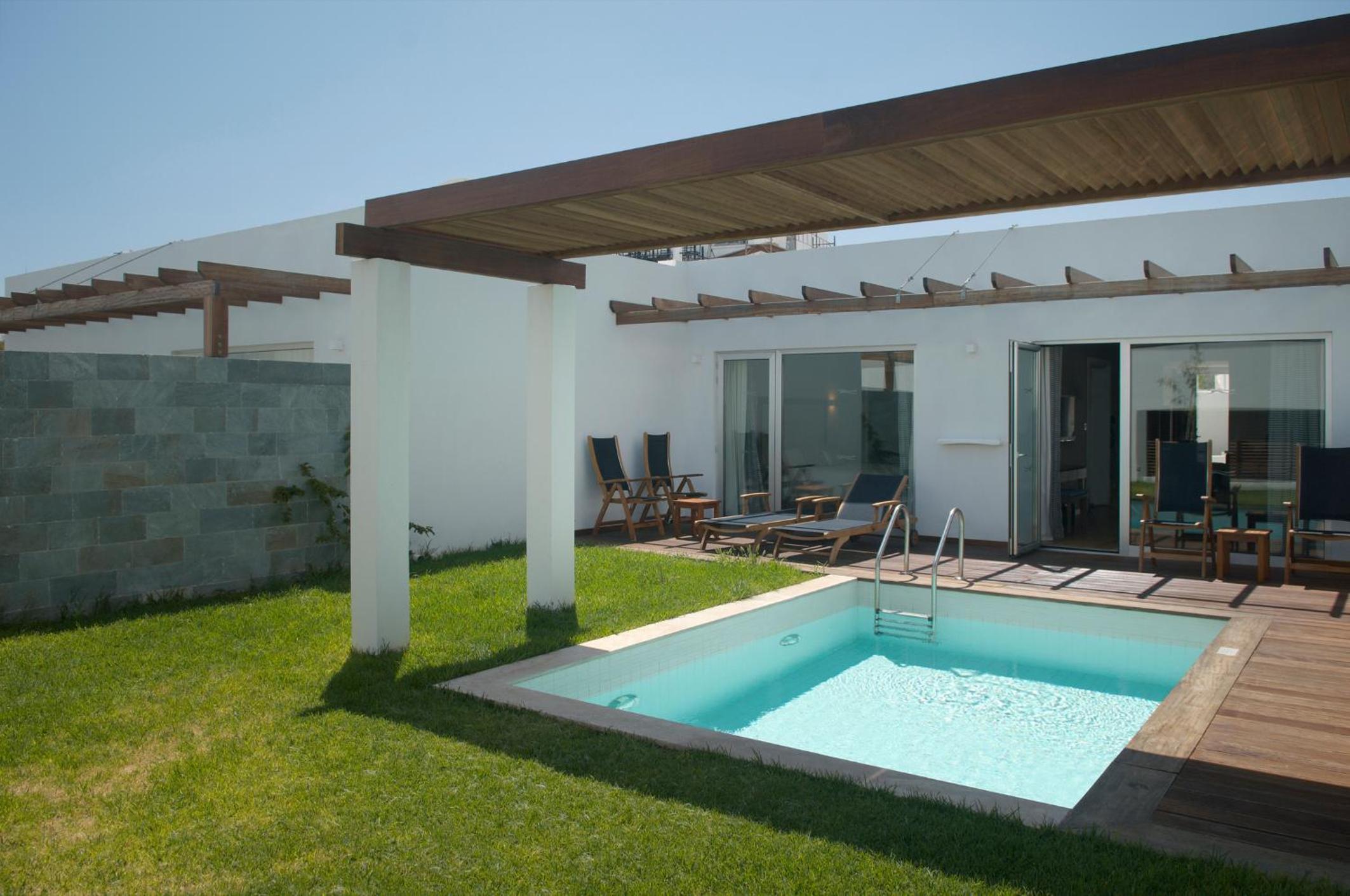One-Bedroom Suite with Private Pool  photo 3