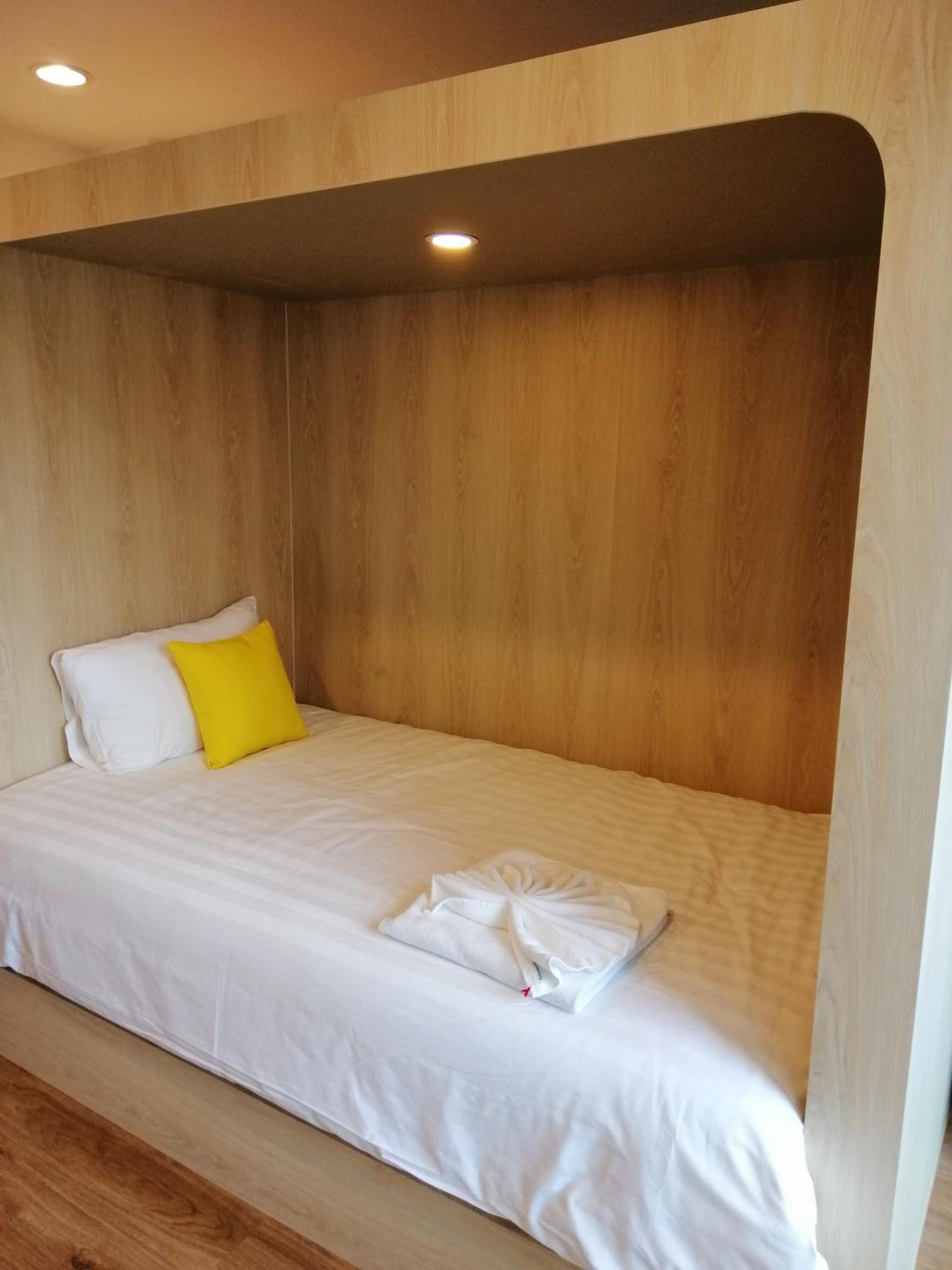 Deluxe Double or Twin Room with Balcony - Photo 1