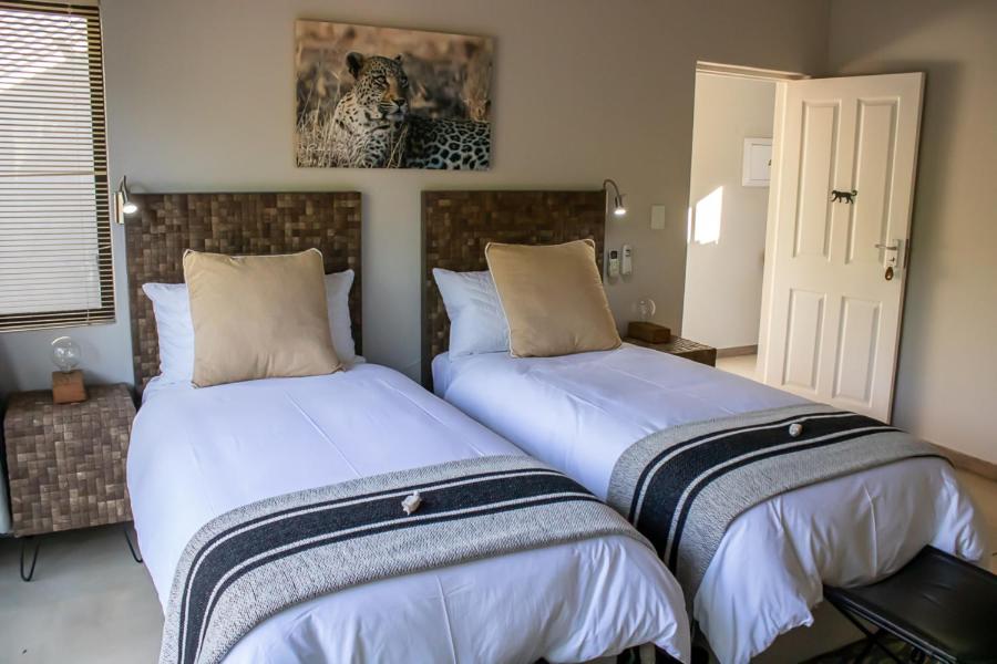 Twin Room - Photo 1