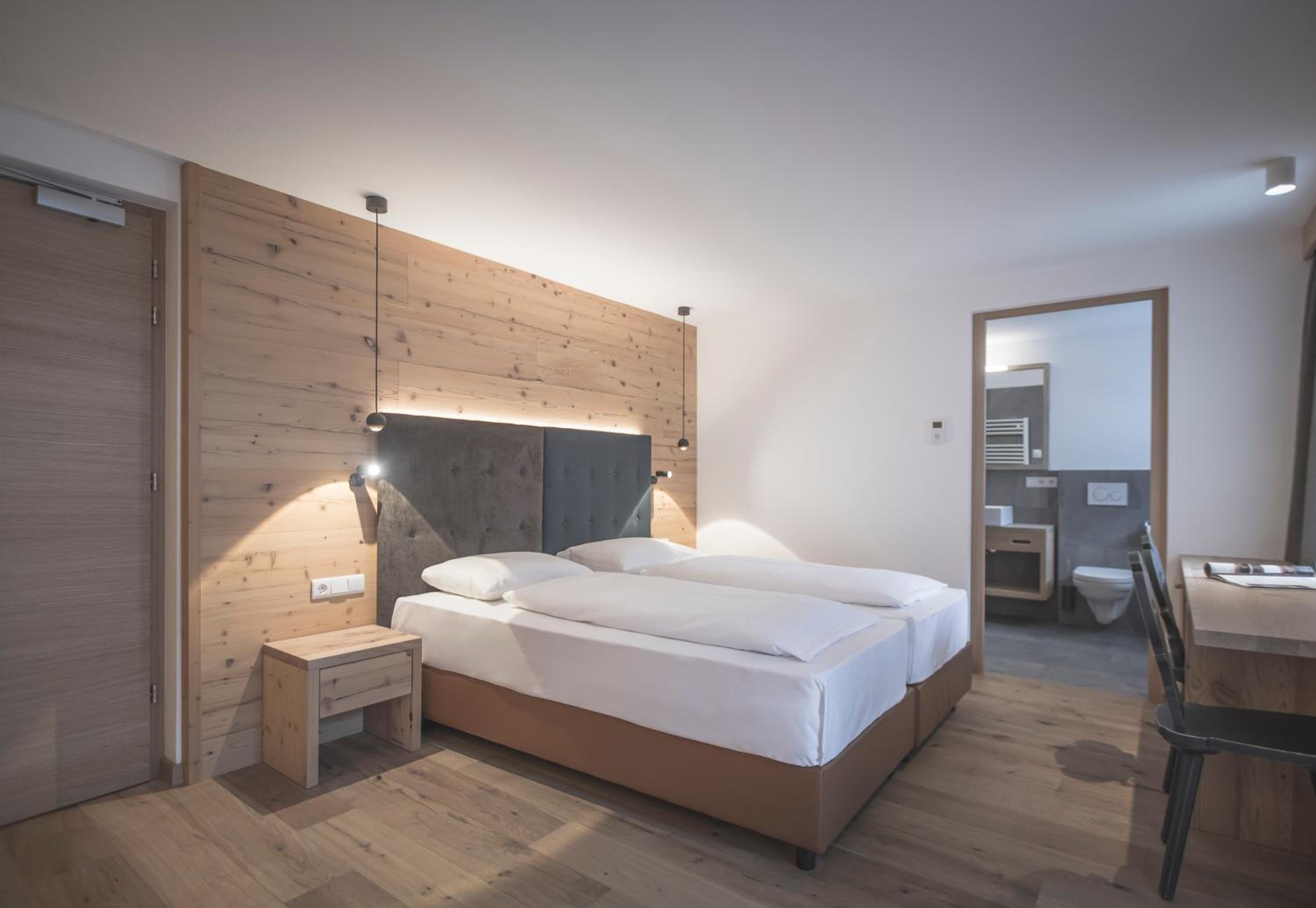 Deluxe Double Room - without Kitchen
