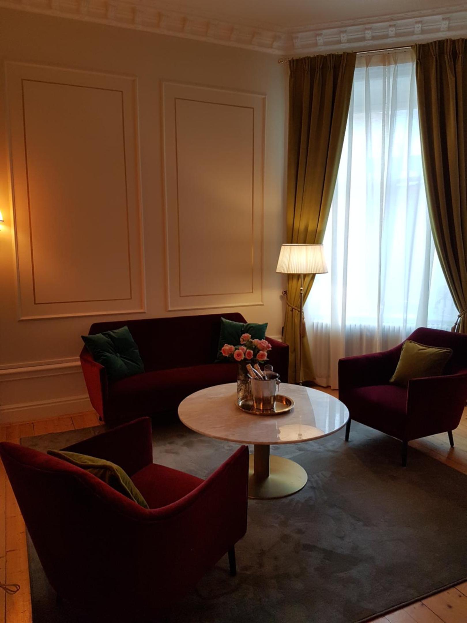 King Suite - Photo 7