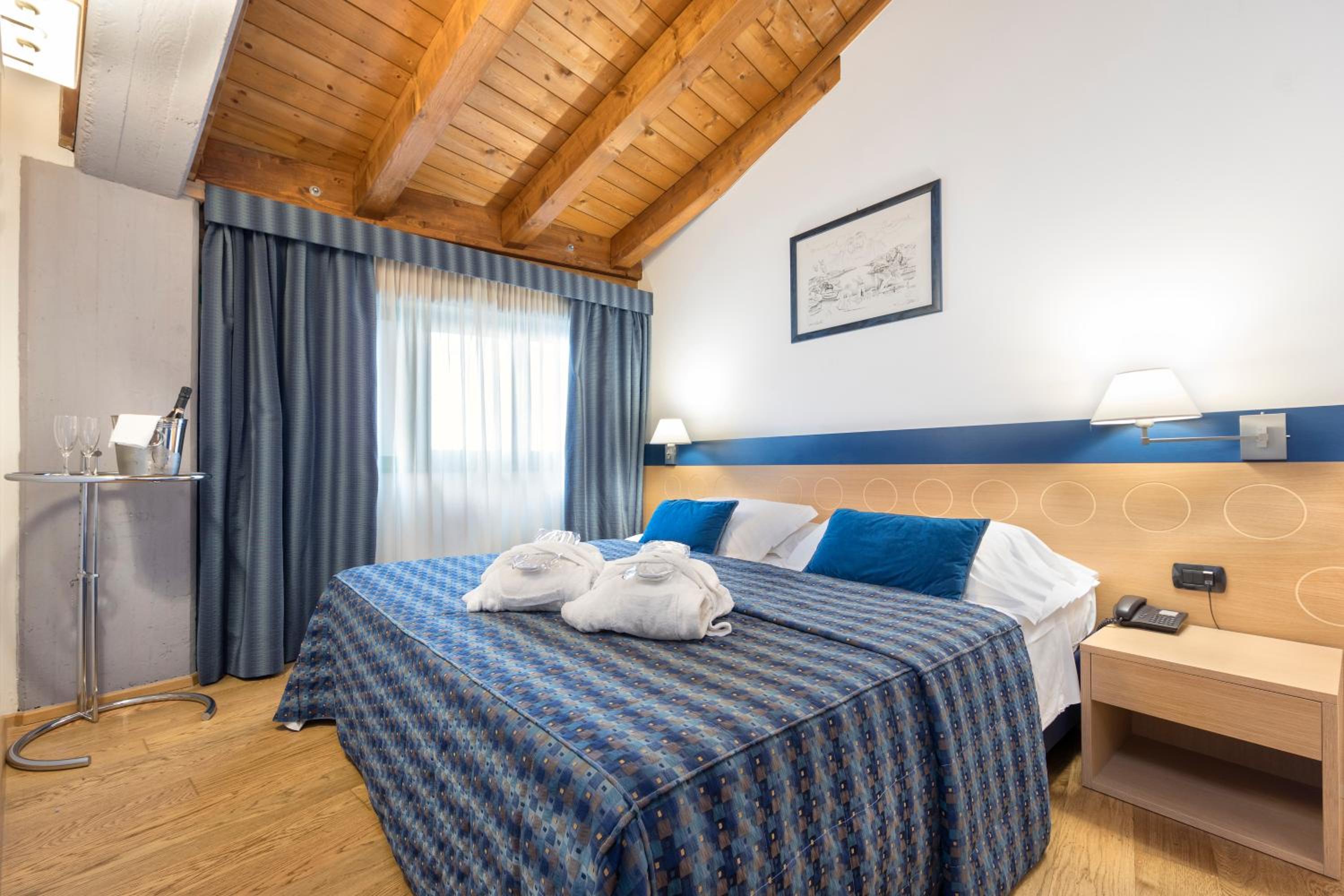 Superior Double Room - Photo 1