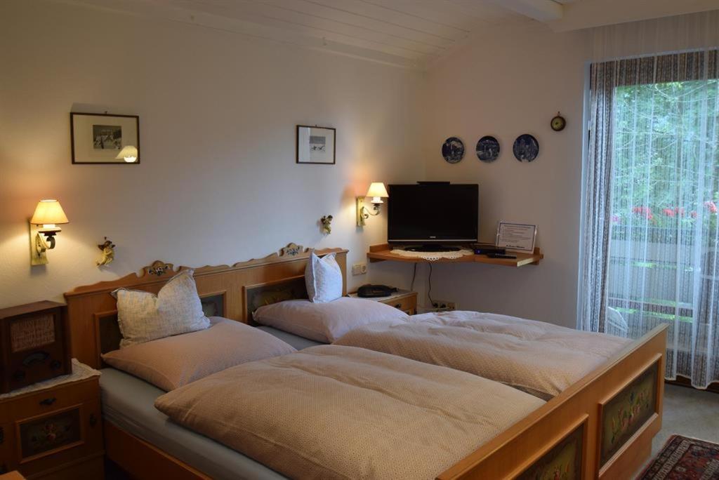 One-Bedroom Apartment photo 3