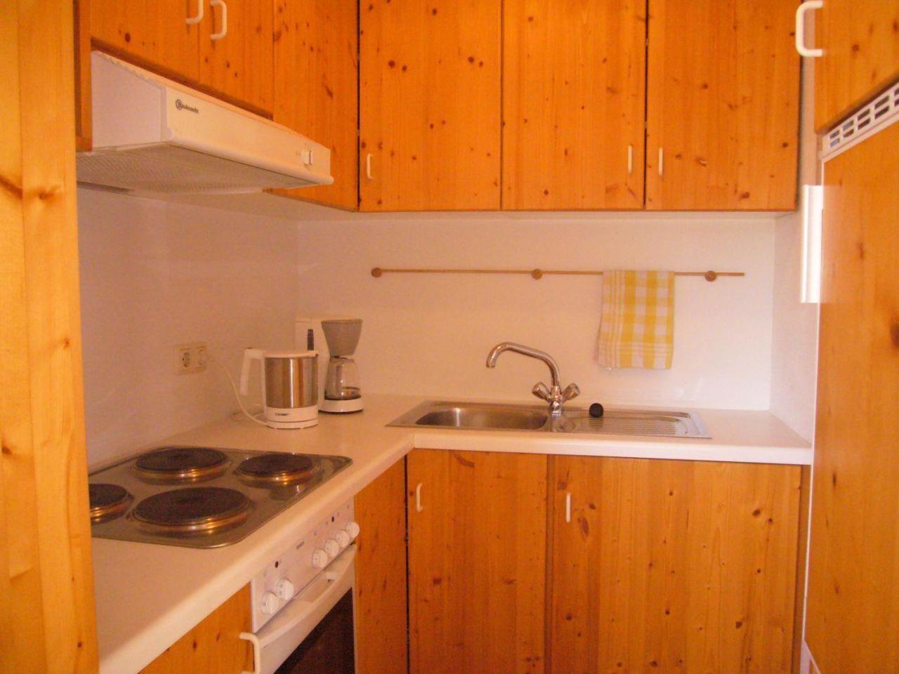 One-Bedroom Apartment photo 3