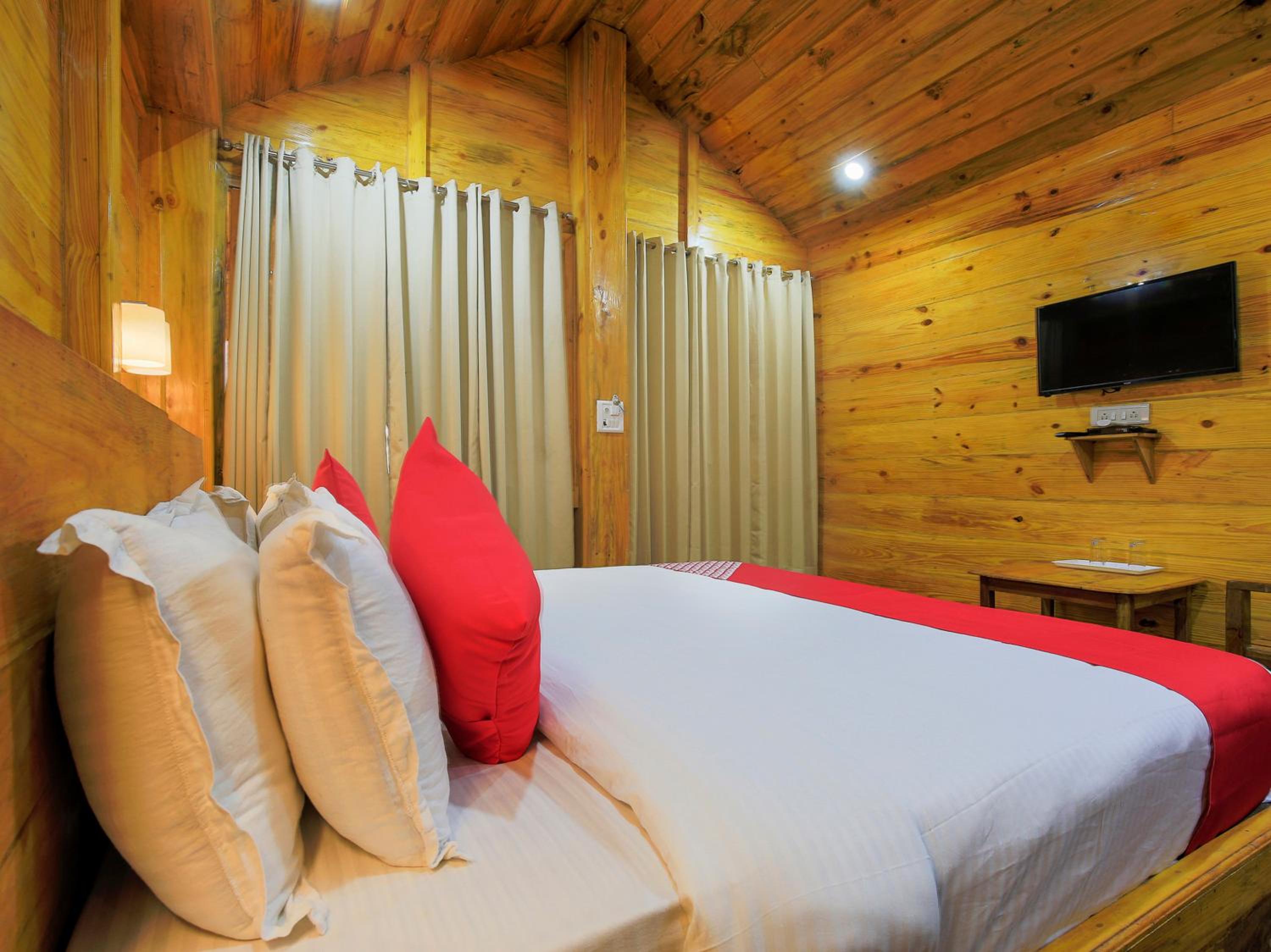 Deluxe Double Room photo 2