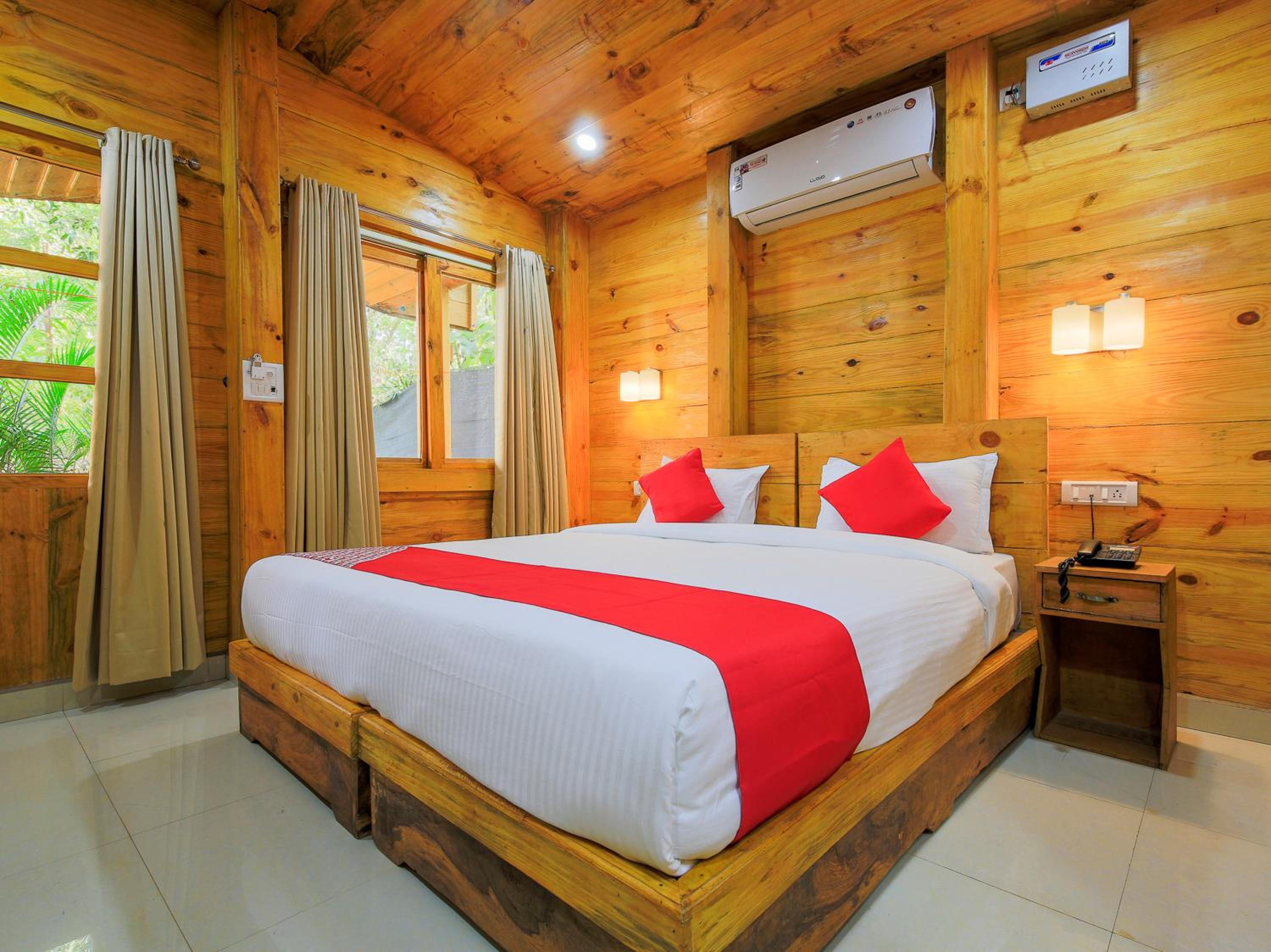 Deluxe Double Room photo 3