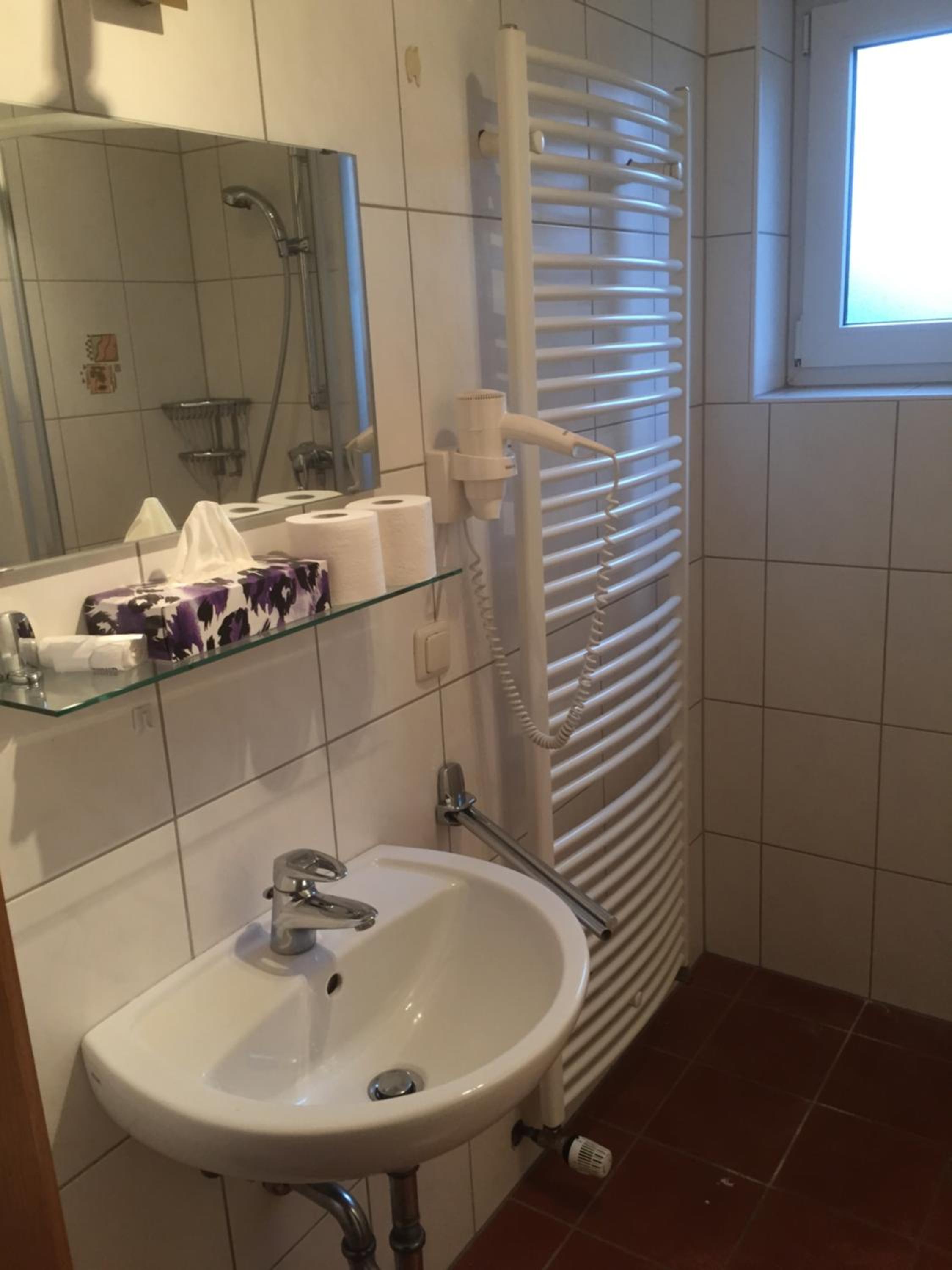 Apartment 3 - Photo 3