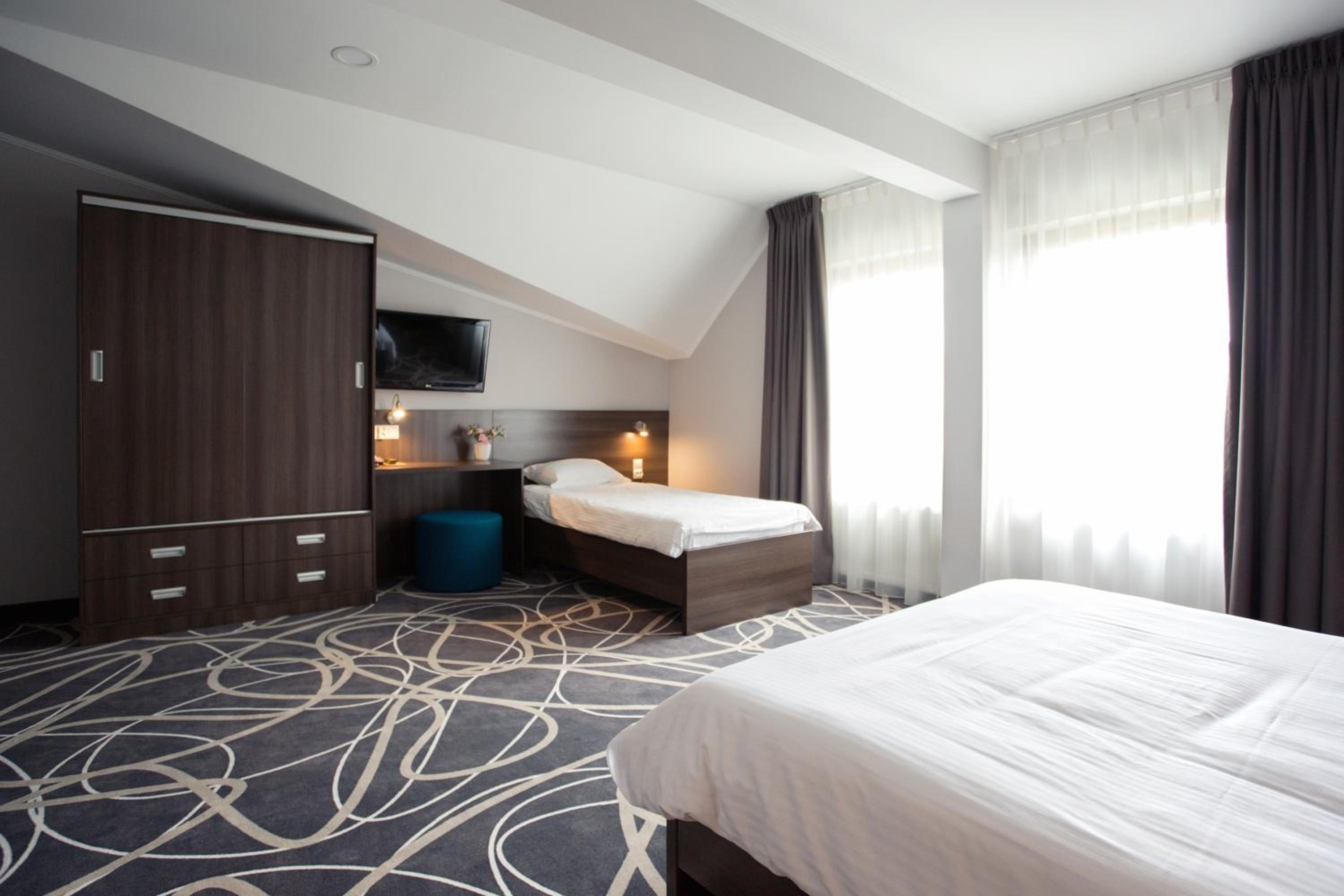 Deluxe Triple Room photo 2