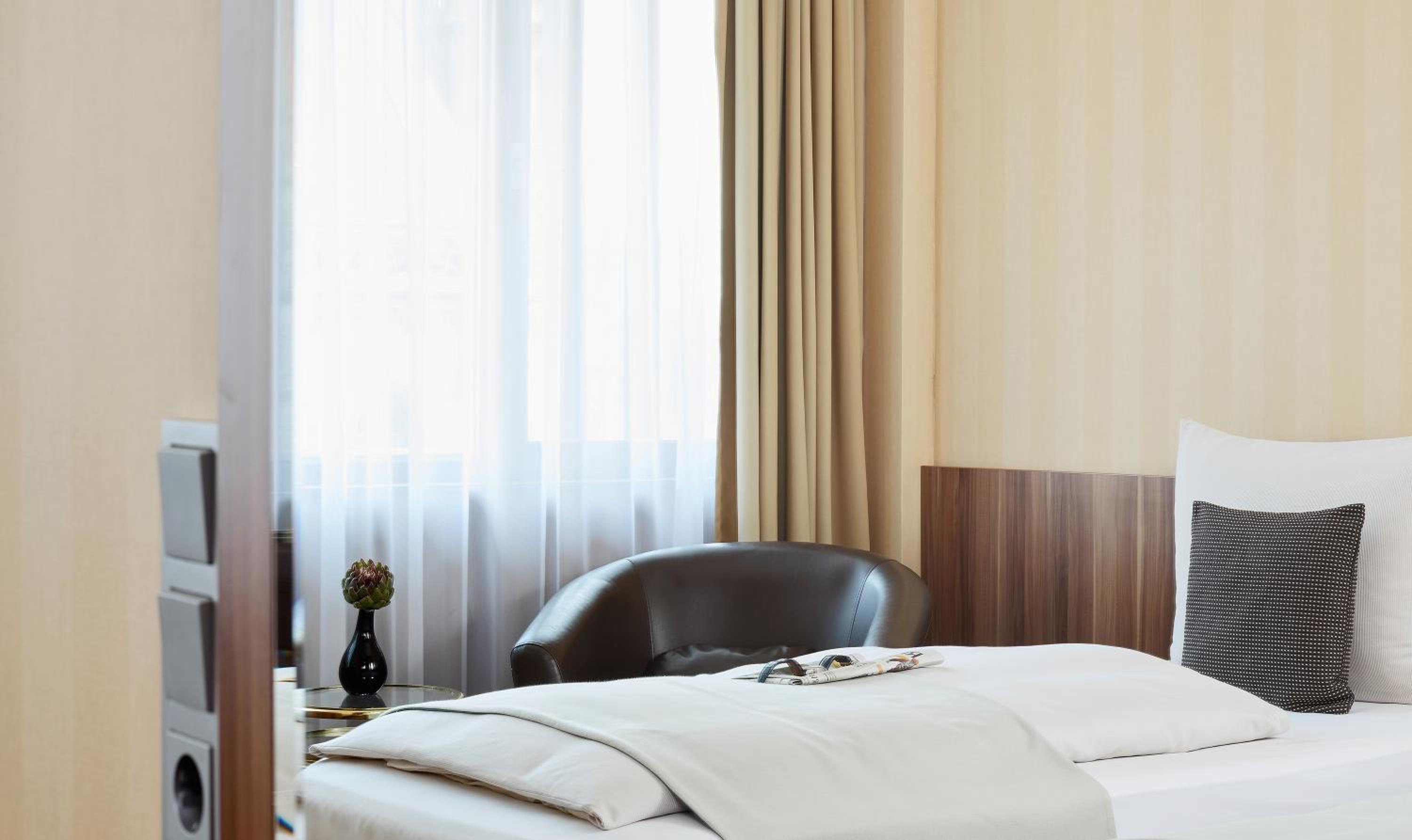 Business Single Room photo 2