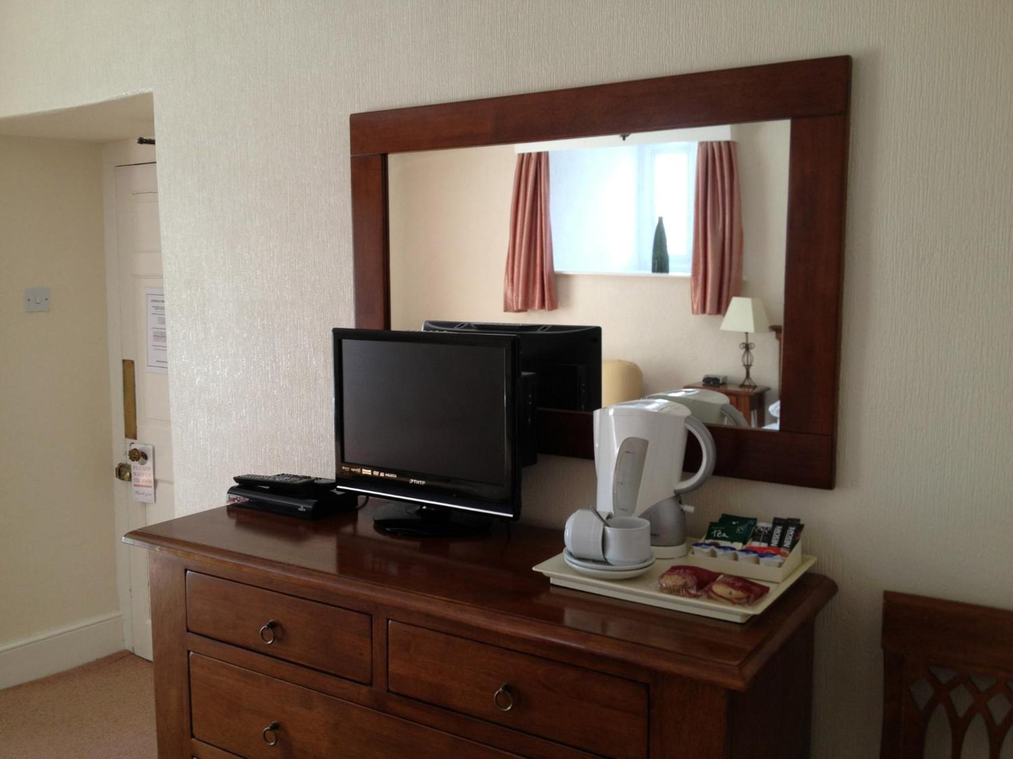 King Room with Sofa Bed photo 3