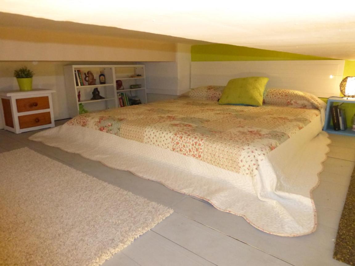 Two-Bedroom Apartment - Photo 4