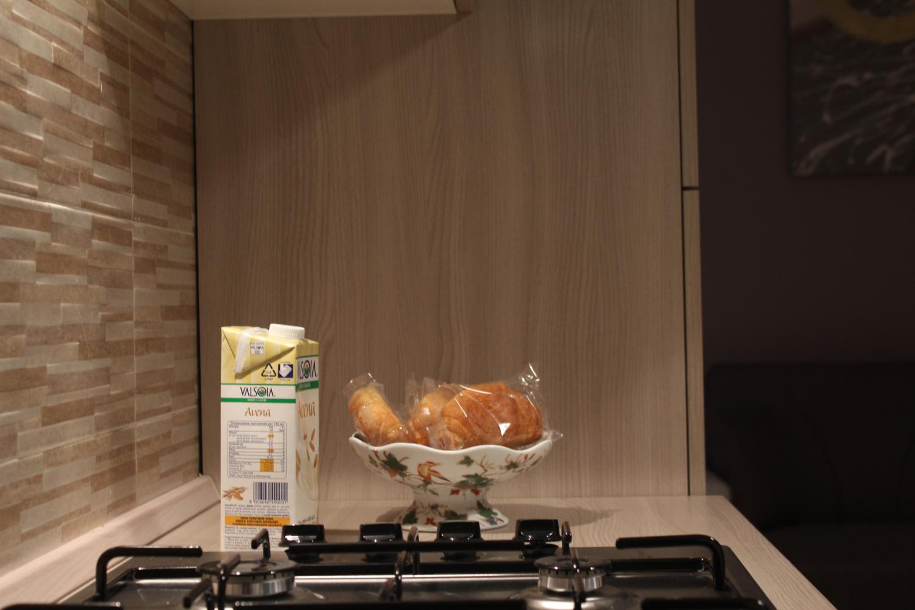 Two-Bedroom Apartment - Photo 21