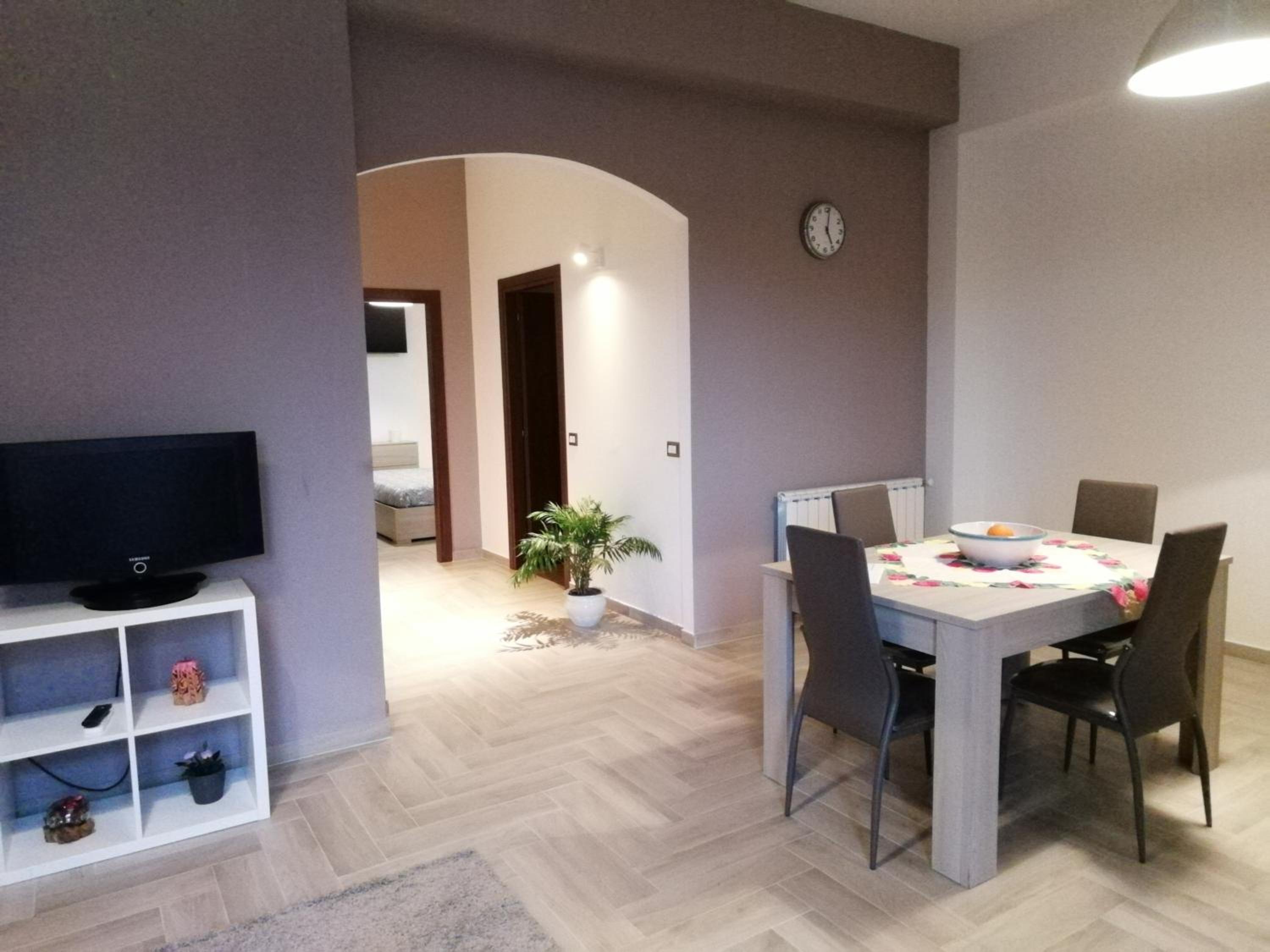 Two-Bedroom Apartment - Photo 17