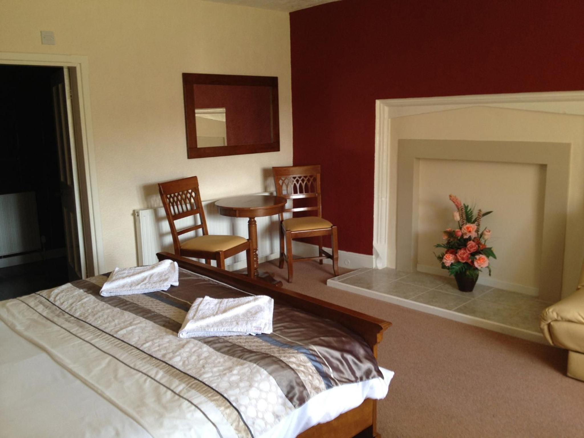 King Room with Sofa Bed photo 2