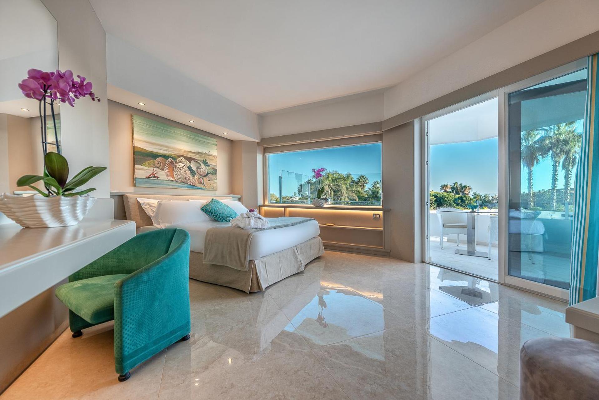 Deluxe Double or Twin Room with Spa Bath photo 1