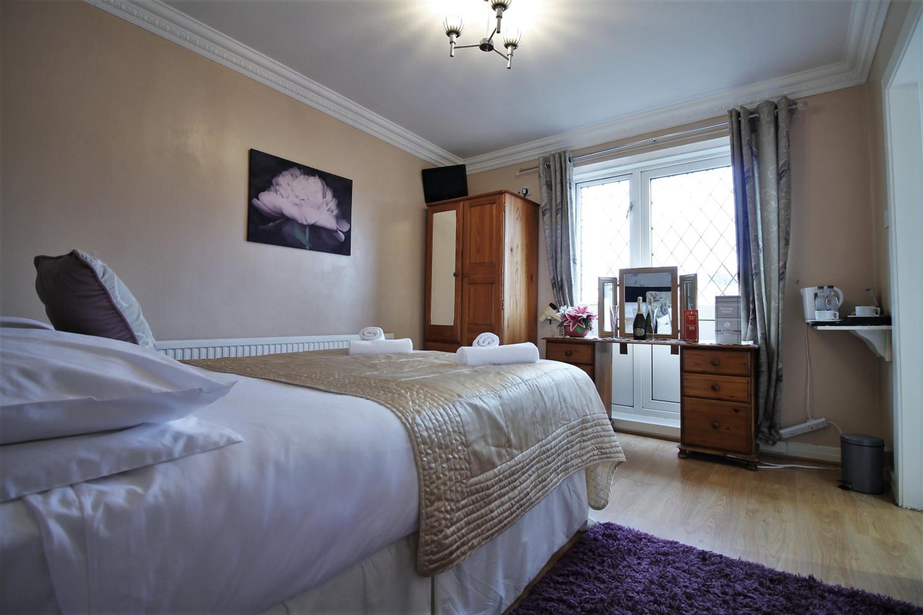 Budget Single Room