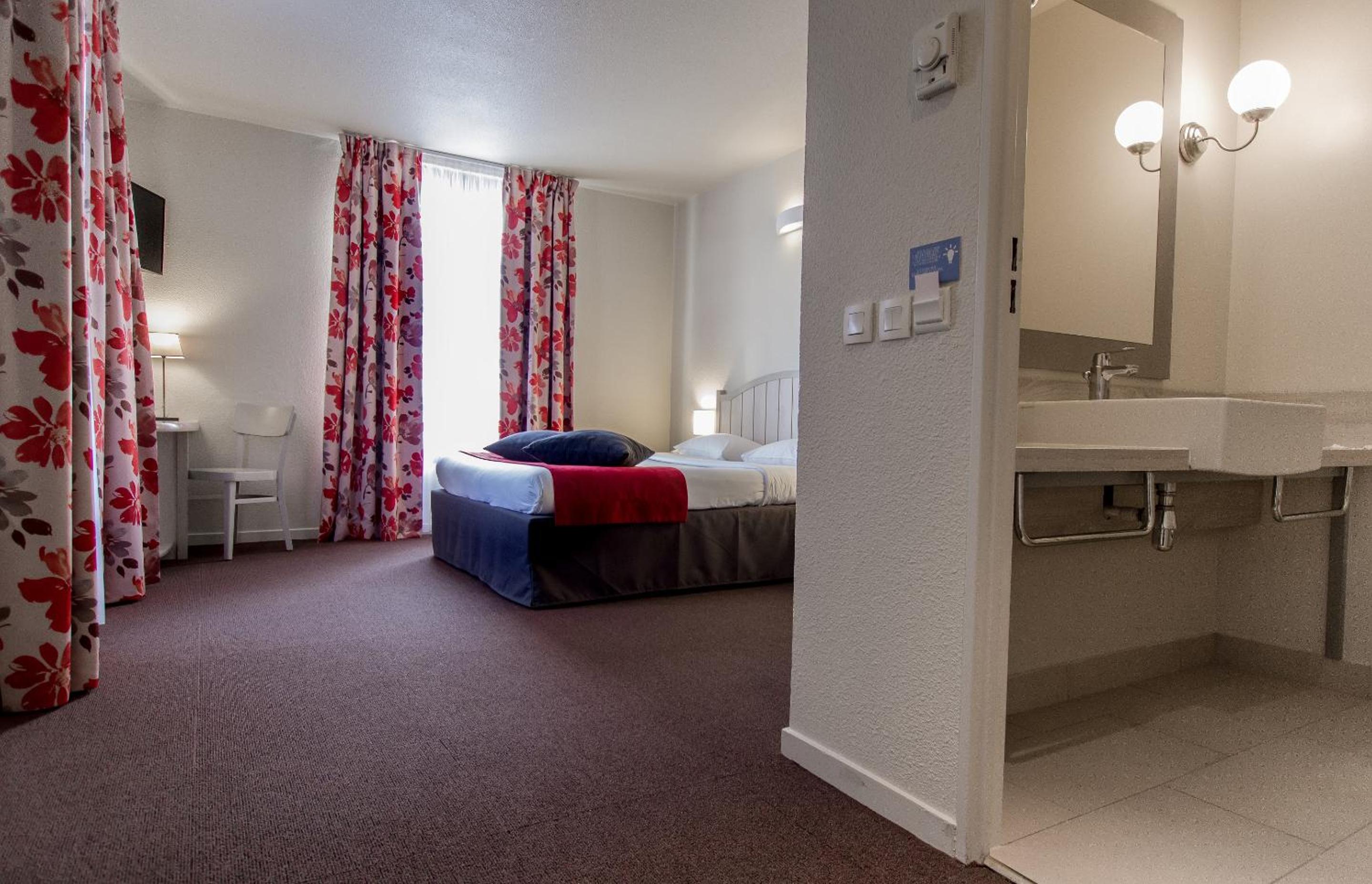 Double Room - Photo 1