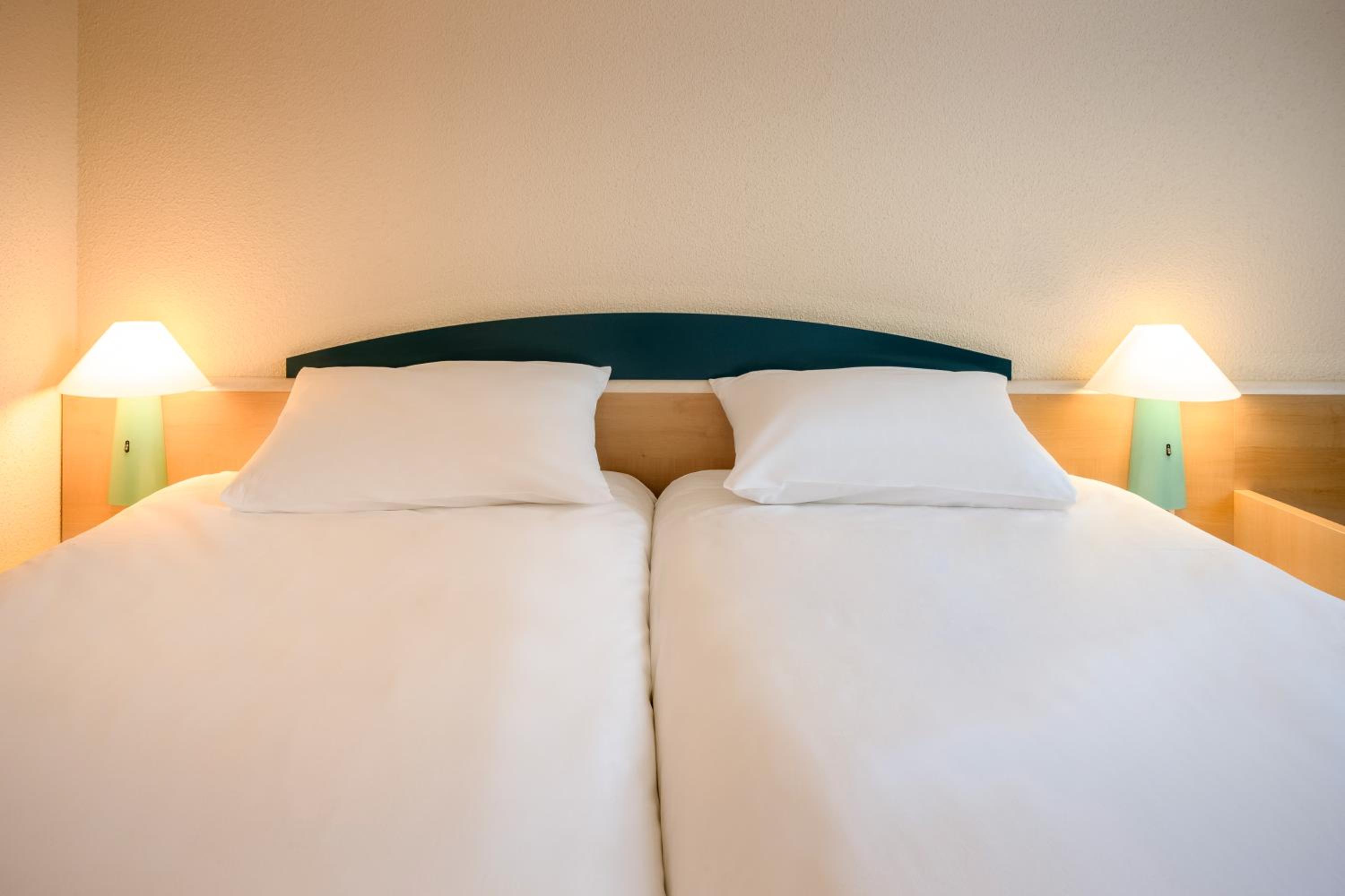 Standard Twin Room photo 1