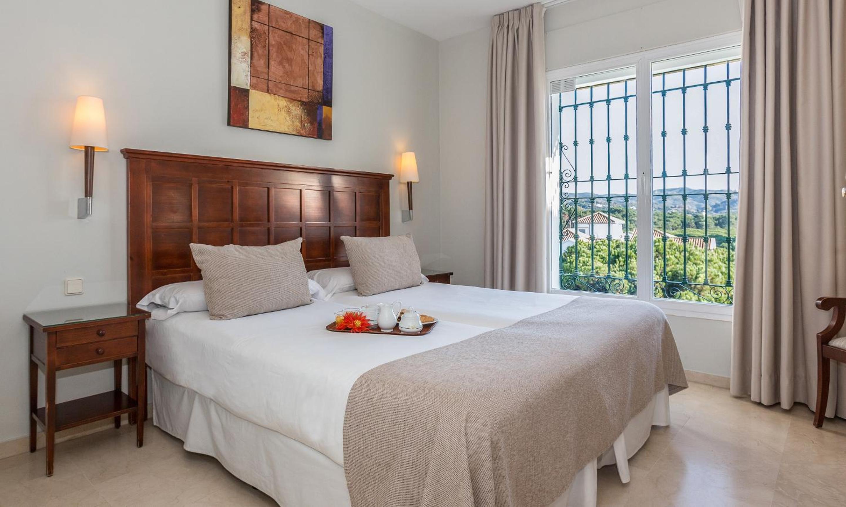 Superior Three-Bedroom Apartment (8 Adults) photo 3