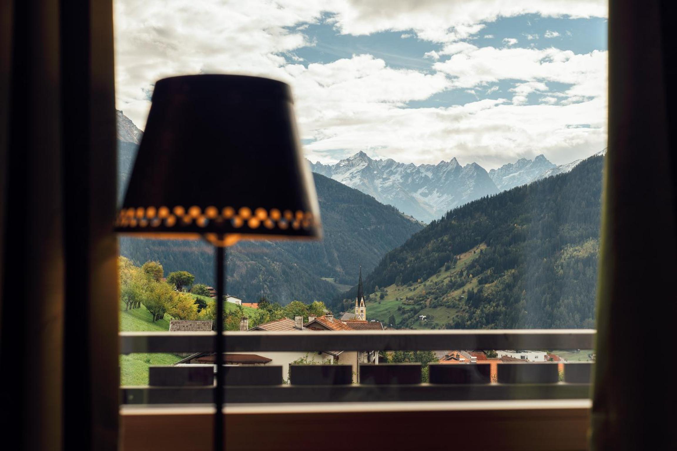 Superior Double Room with mountain view - Photo 2