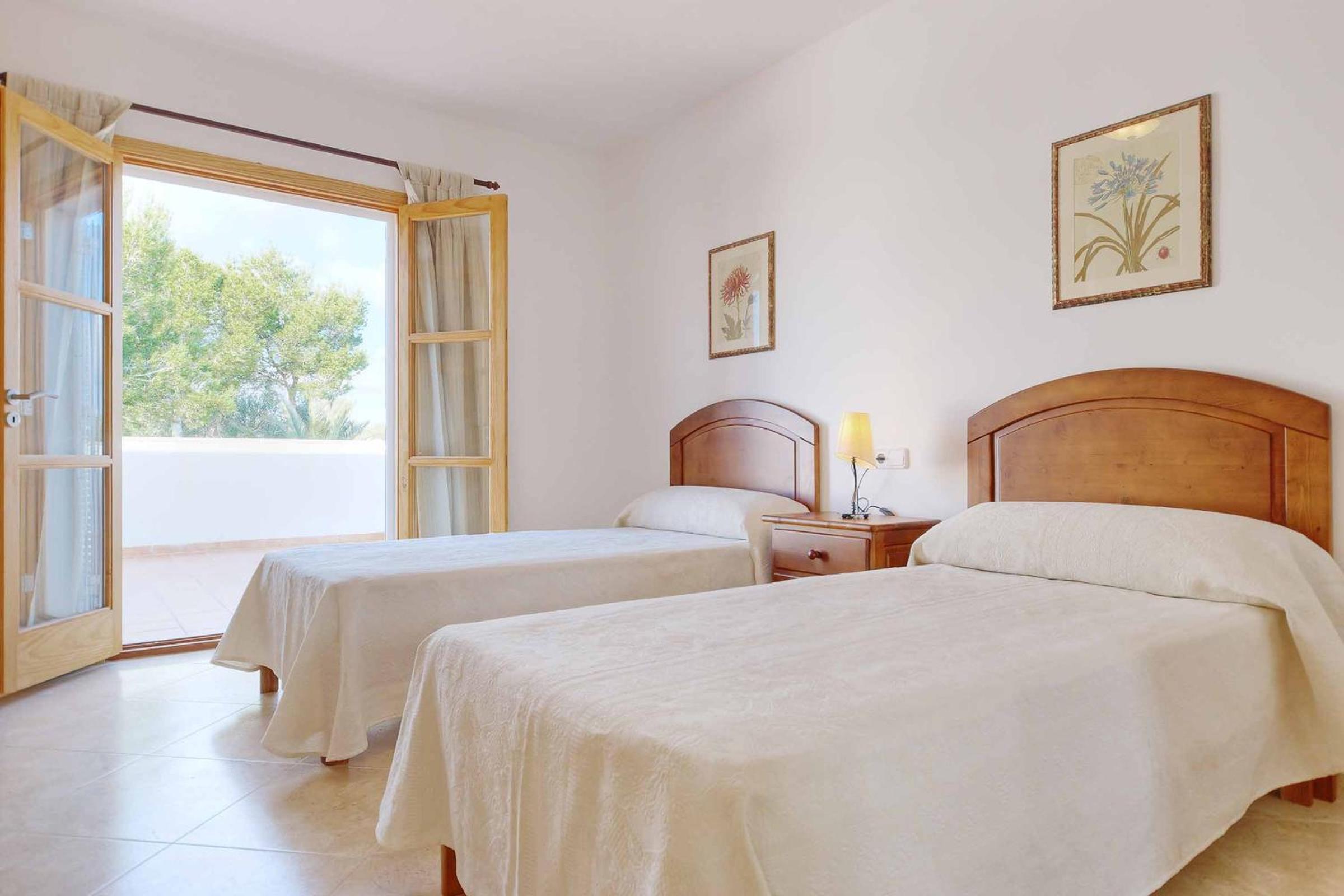 Villa de Cuatro Habitaciones