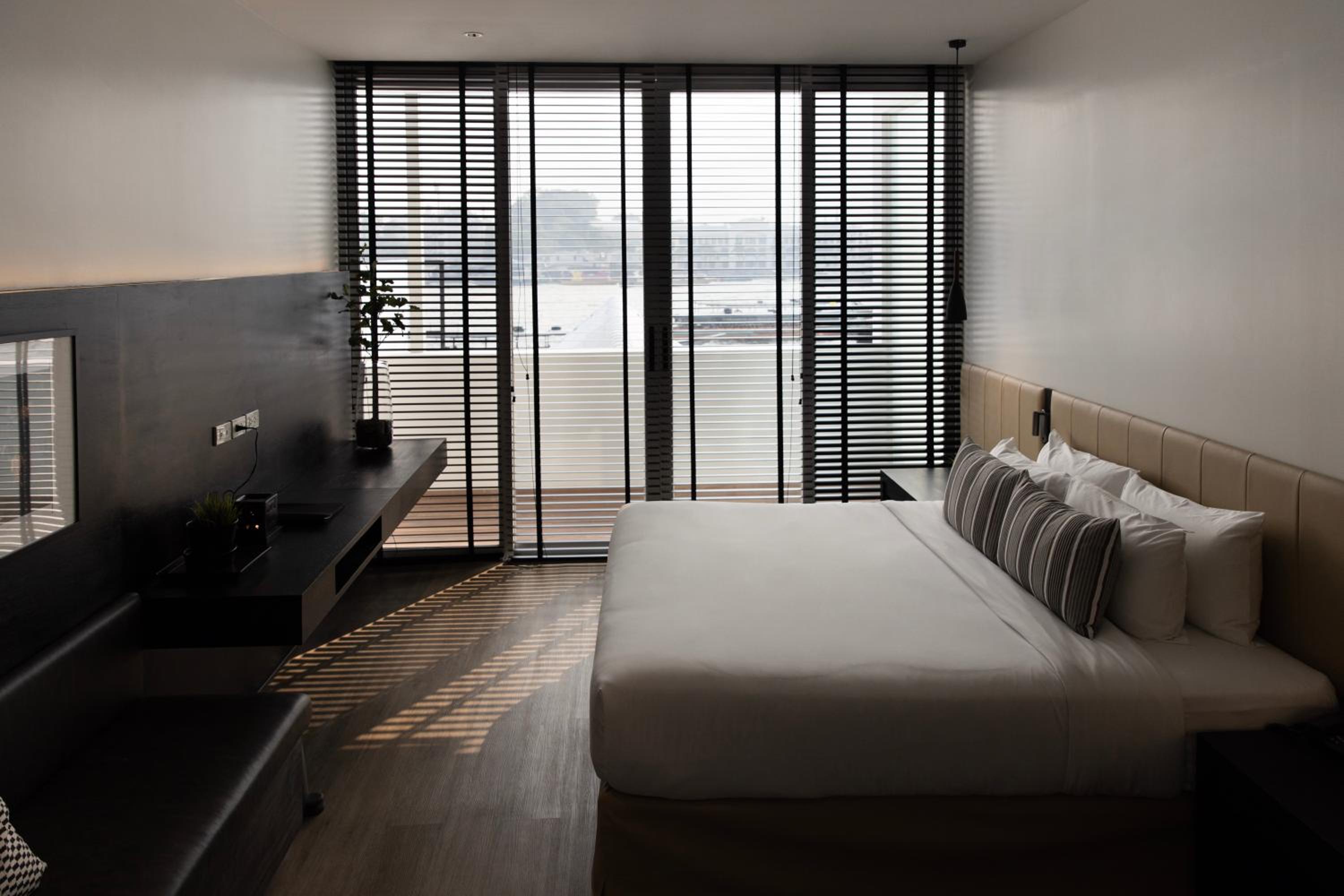 Lilit Riverfront Suite A photo 3