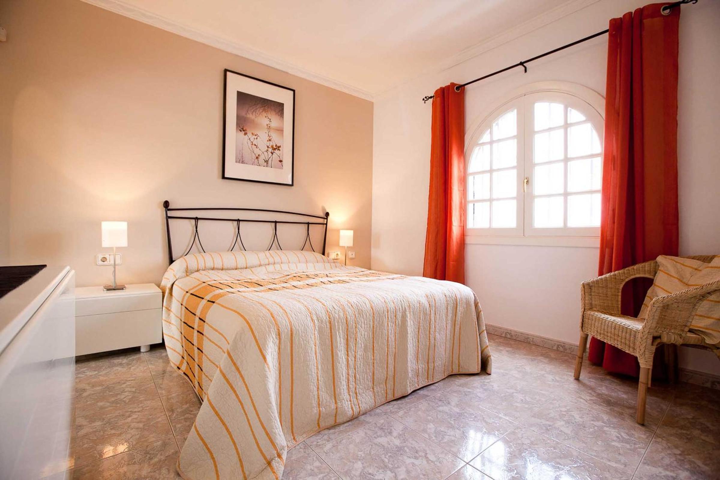 Villa de Tres Habitaciones