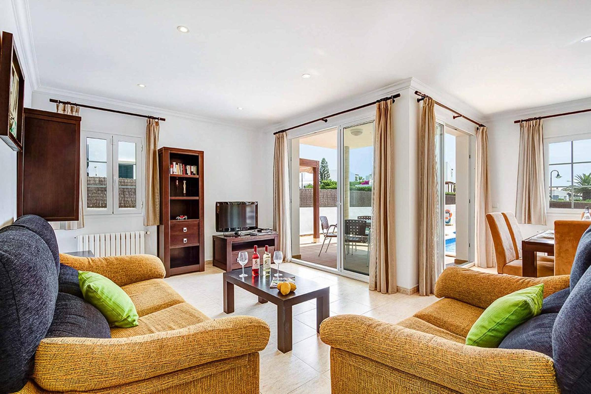 Villa de Cuatro Habitaciones