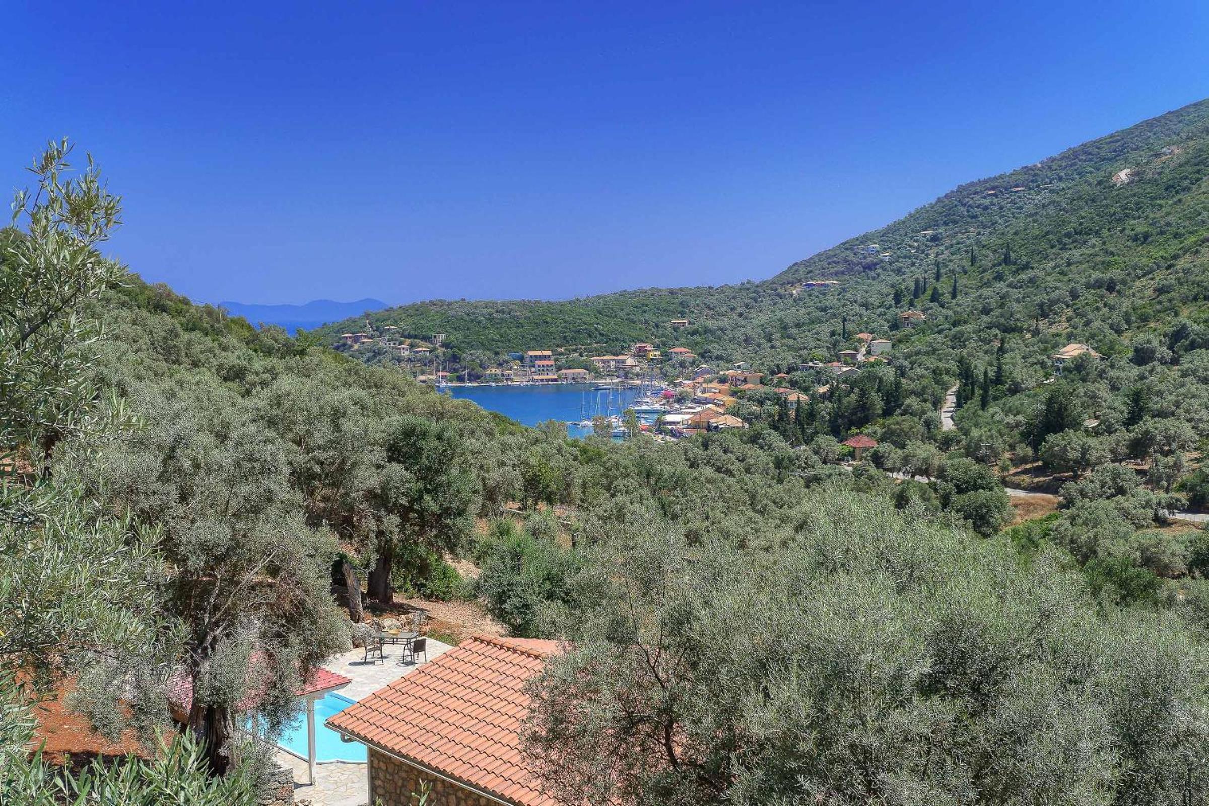 Villa photo 2