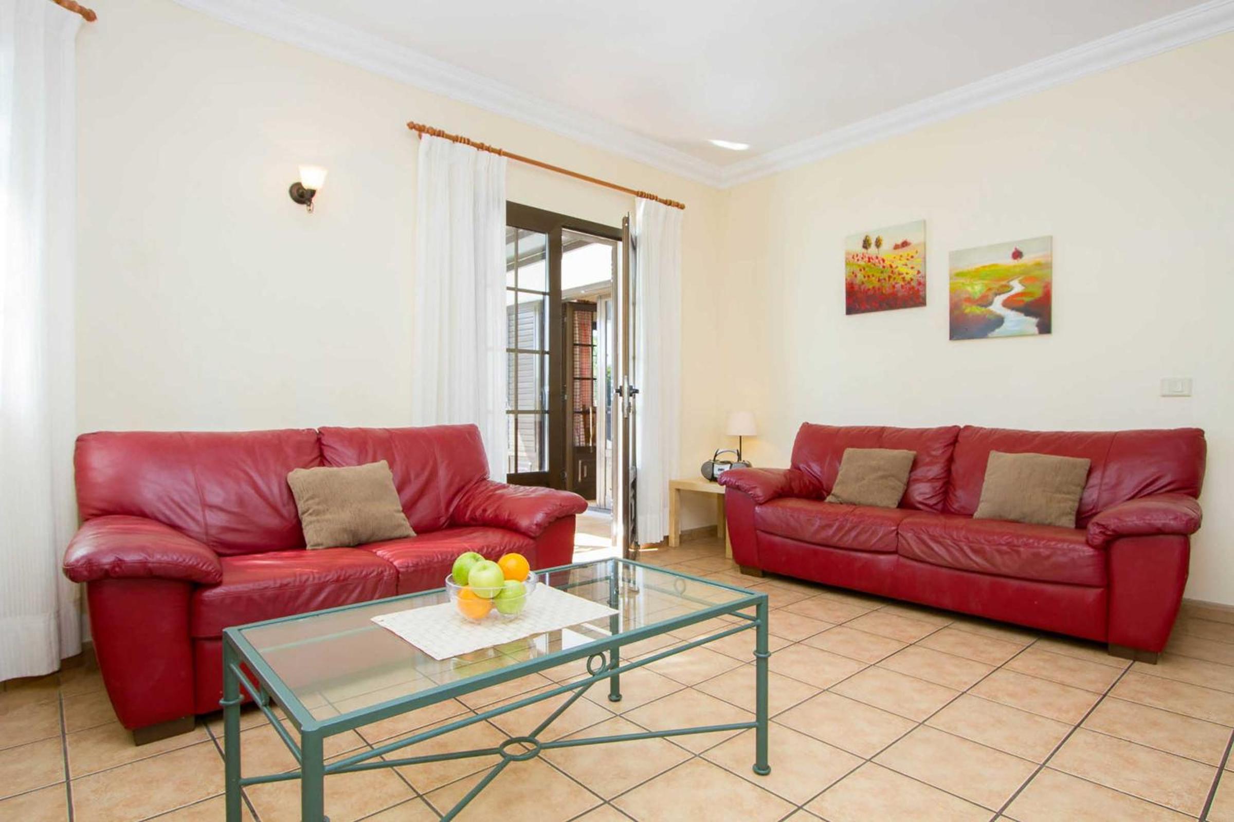 Villa de cinco habitaciones