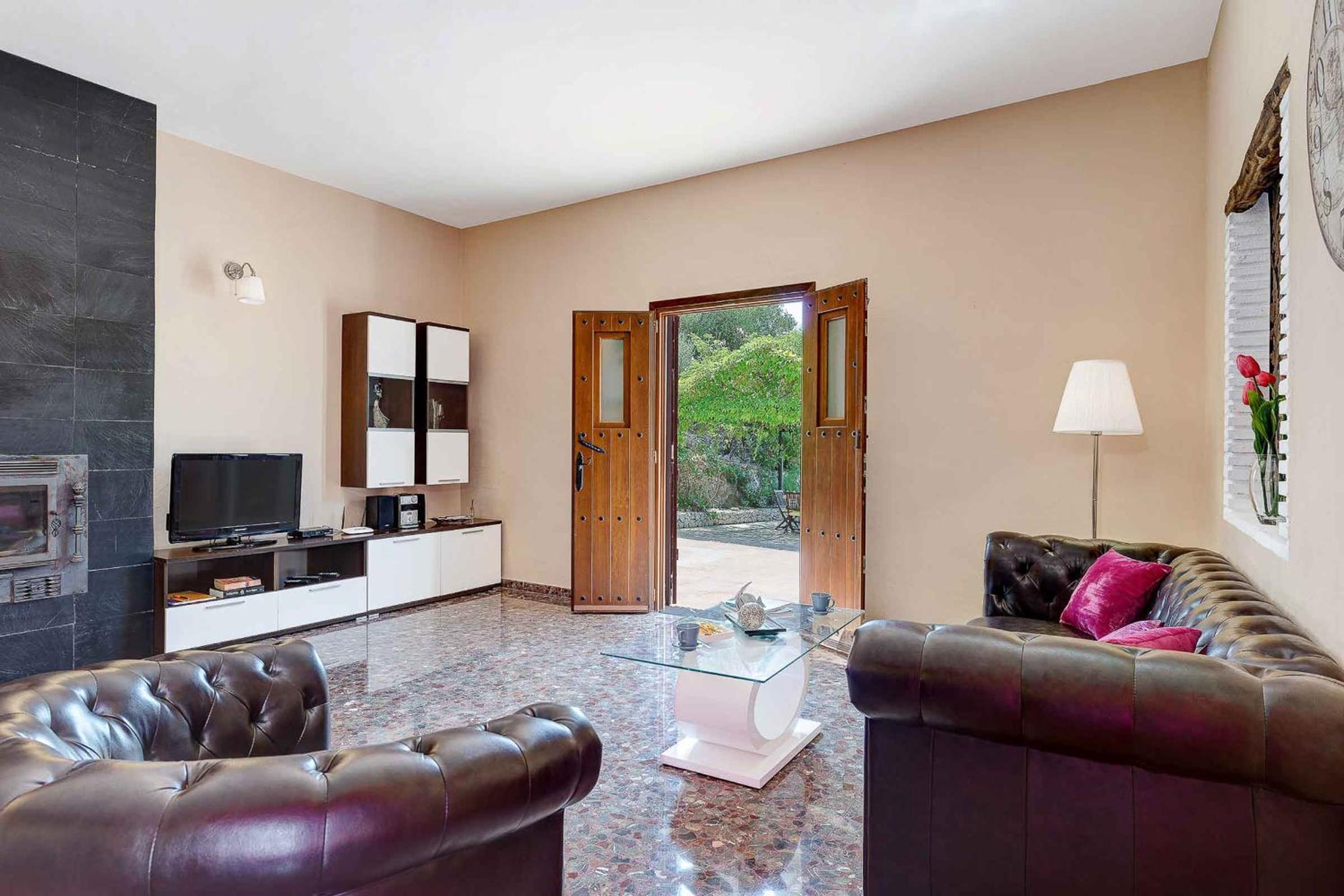 Villa de Tres Habitaciones