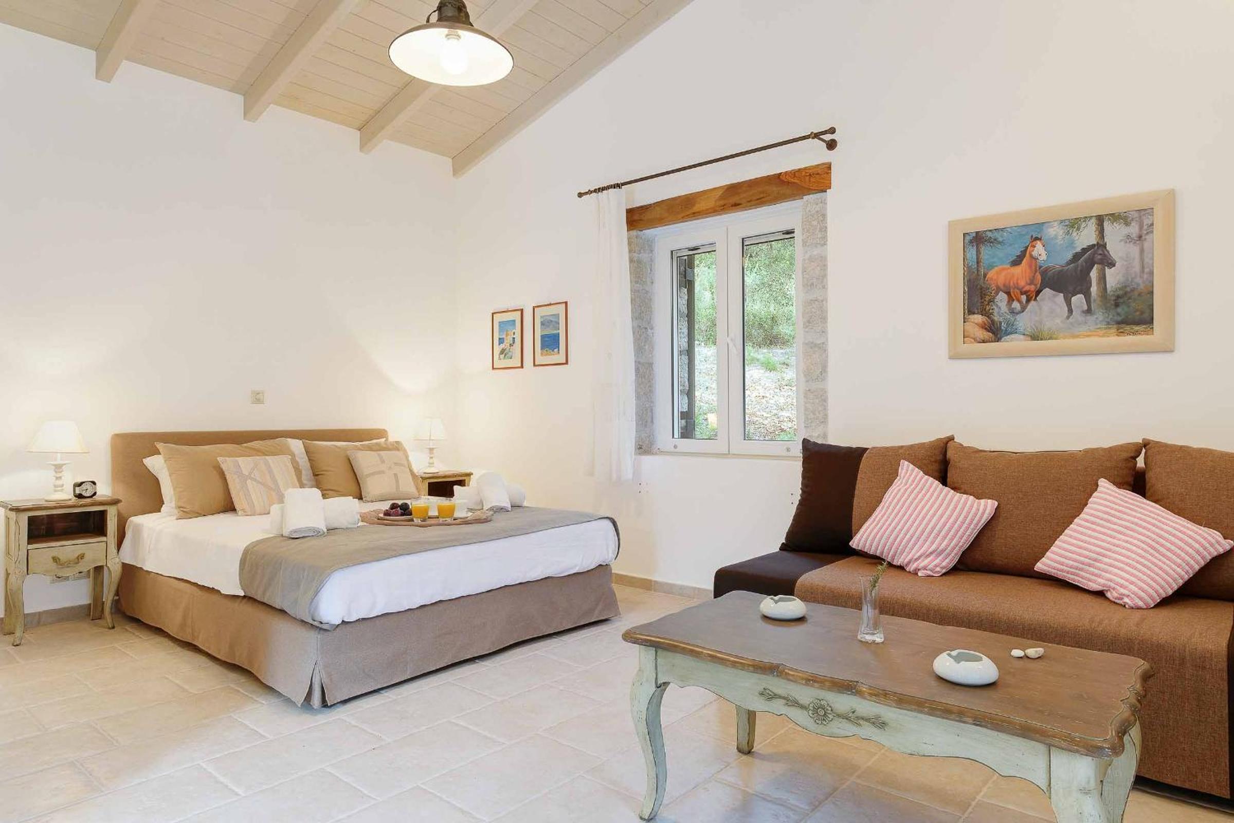 Villa photo 1