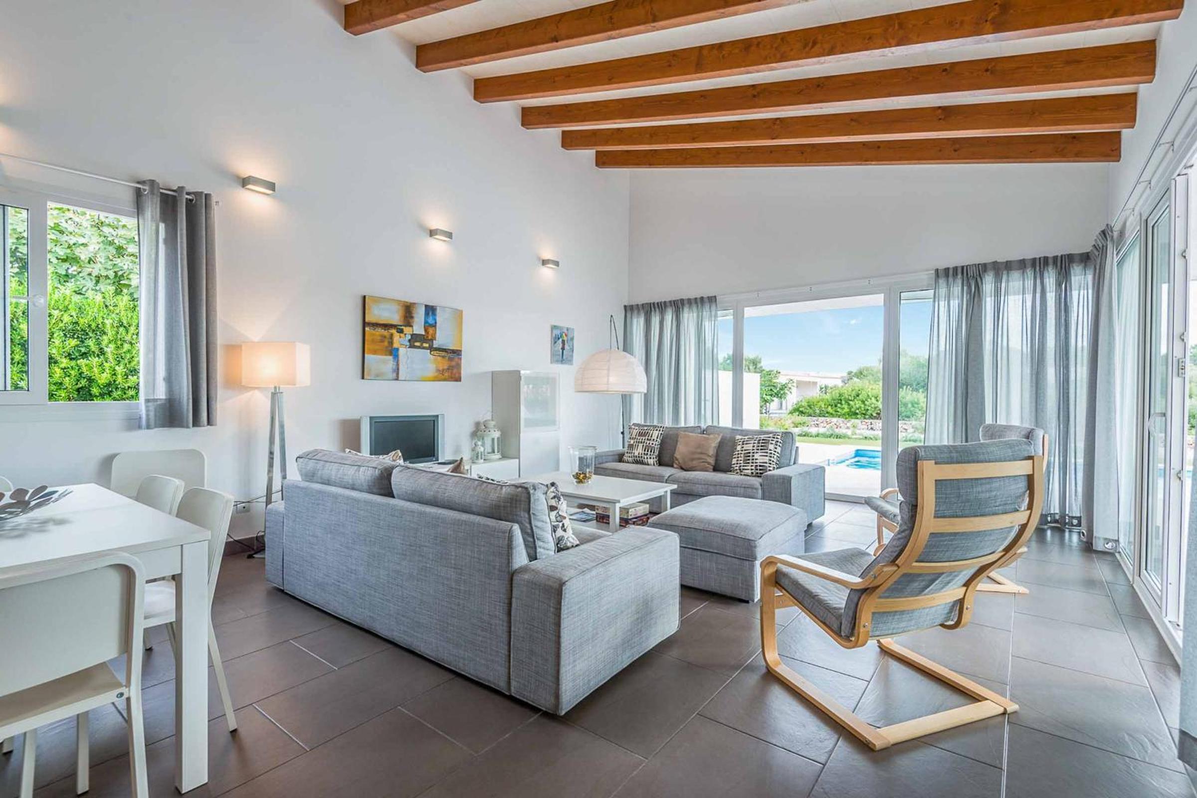 Villa de Cuatro Habitaciones