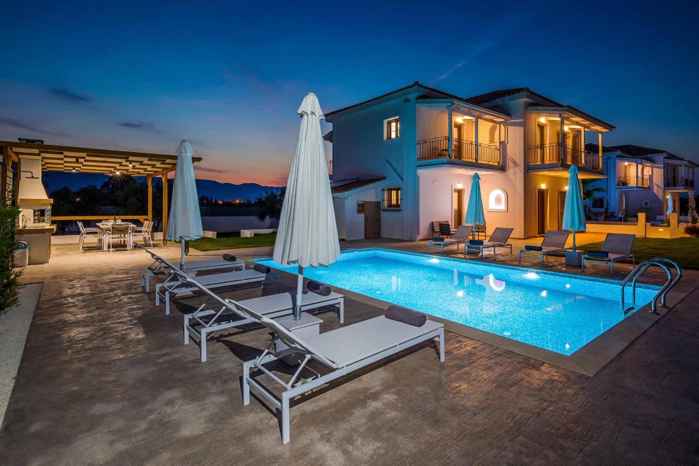 Villa photo 3