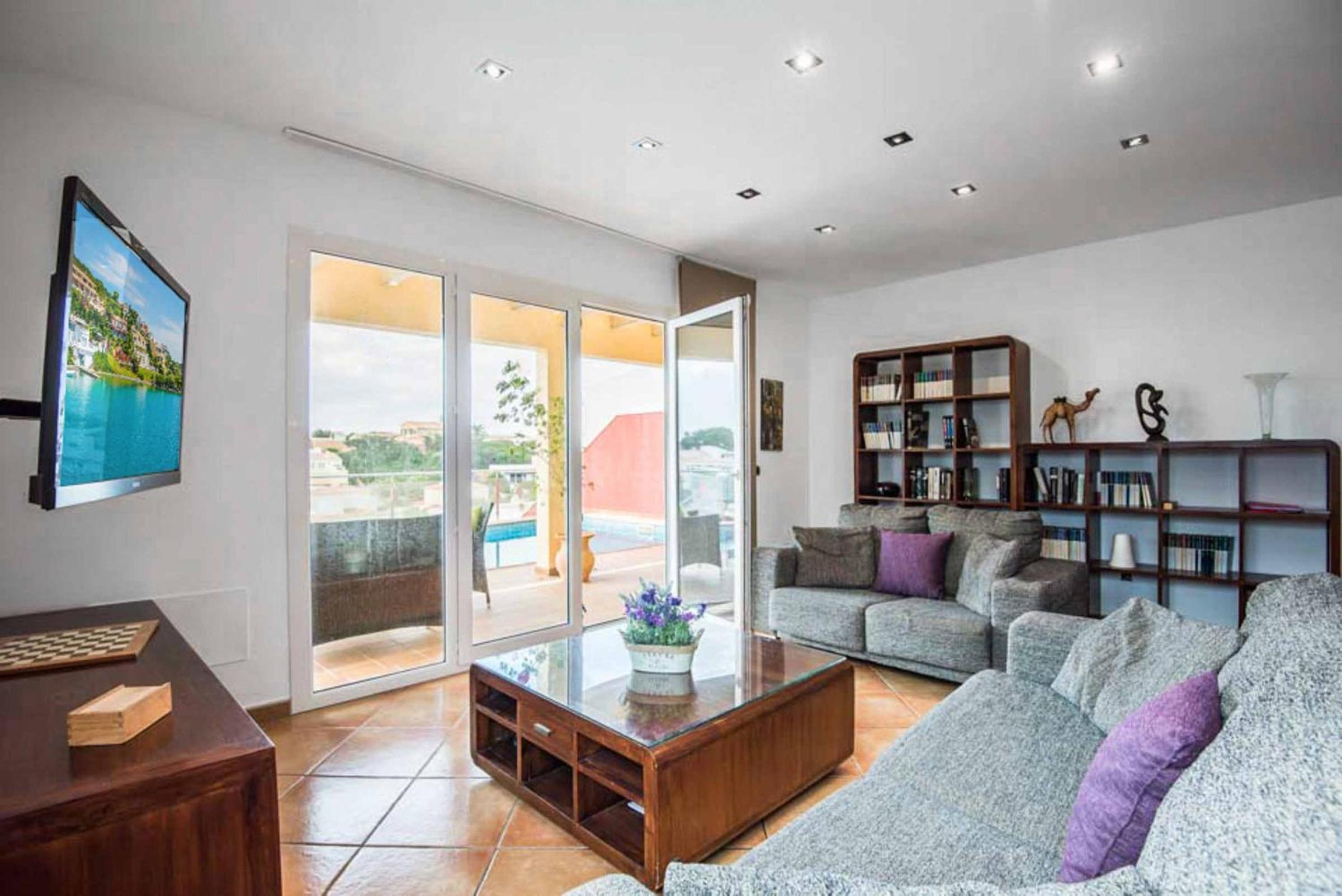 Villa de Tres Habitaciones