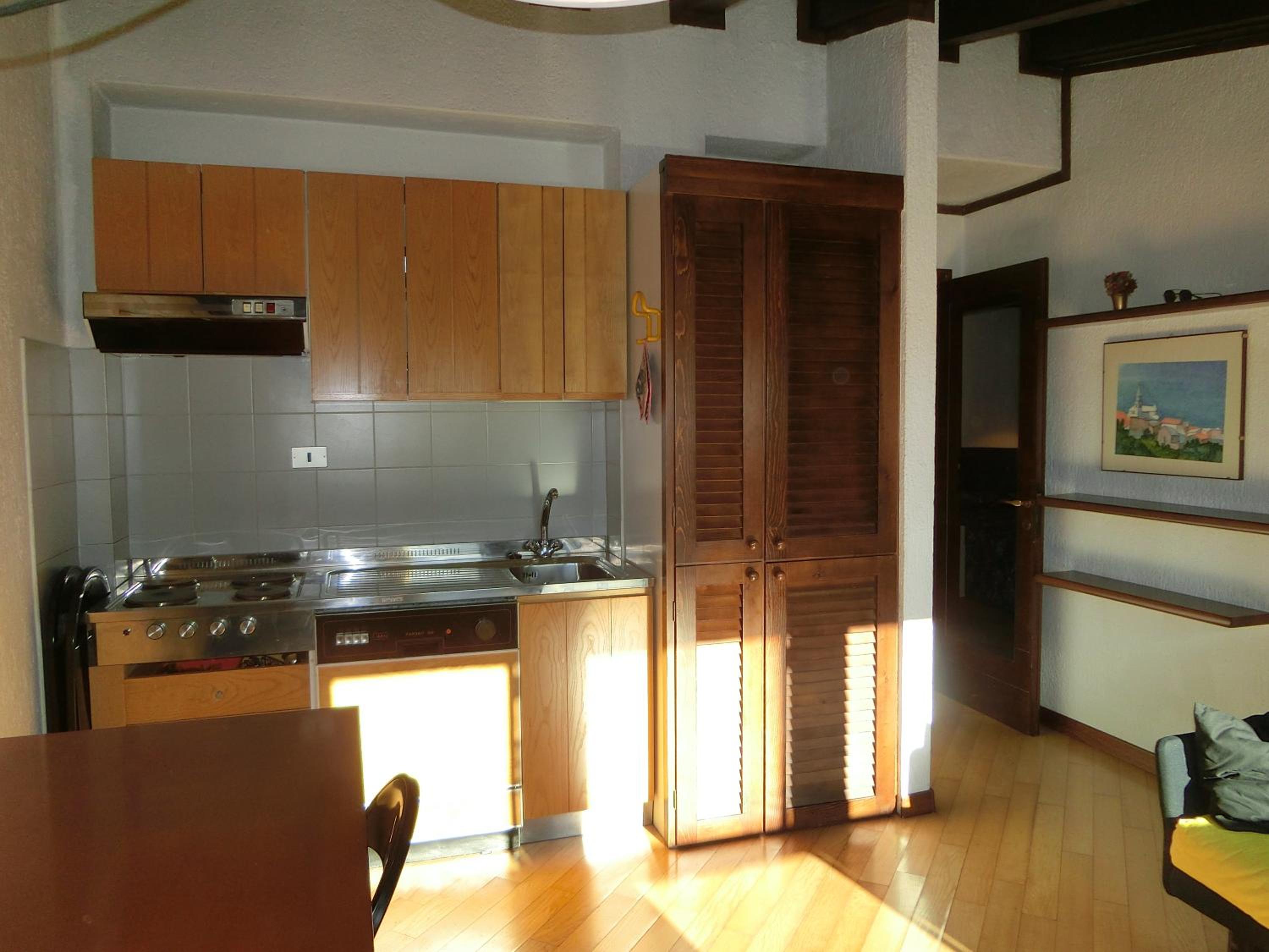 Apartment With Mountain View photo 2