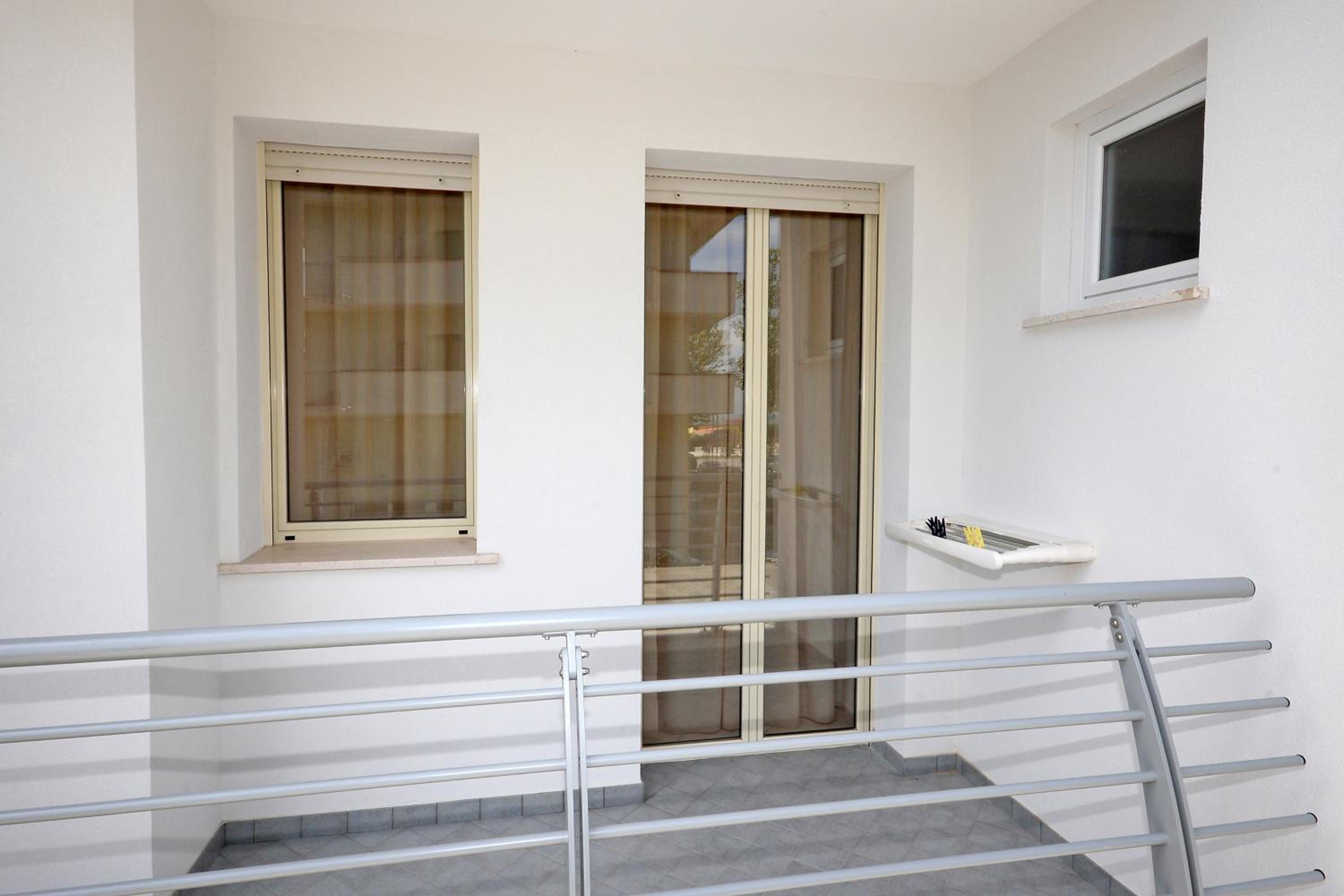 Quadruple Room - Photo 9