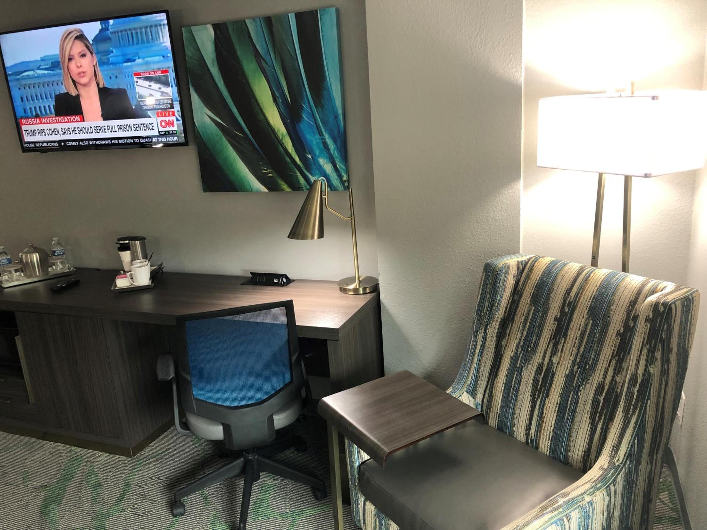 Premium King Room - Non-Smoking