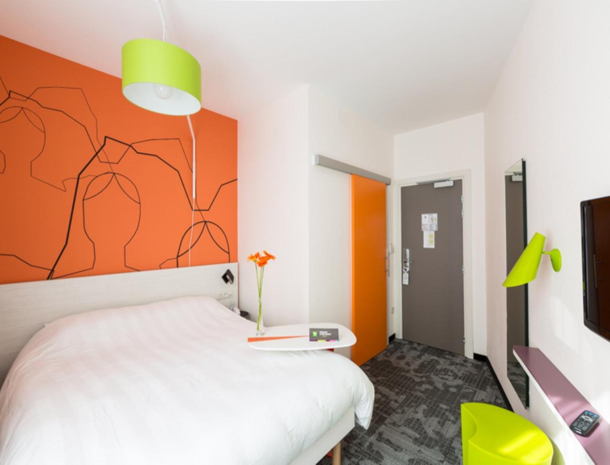 Standard Room with 1 Double Bed - Photo 2