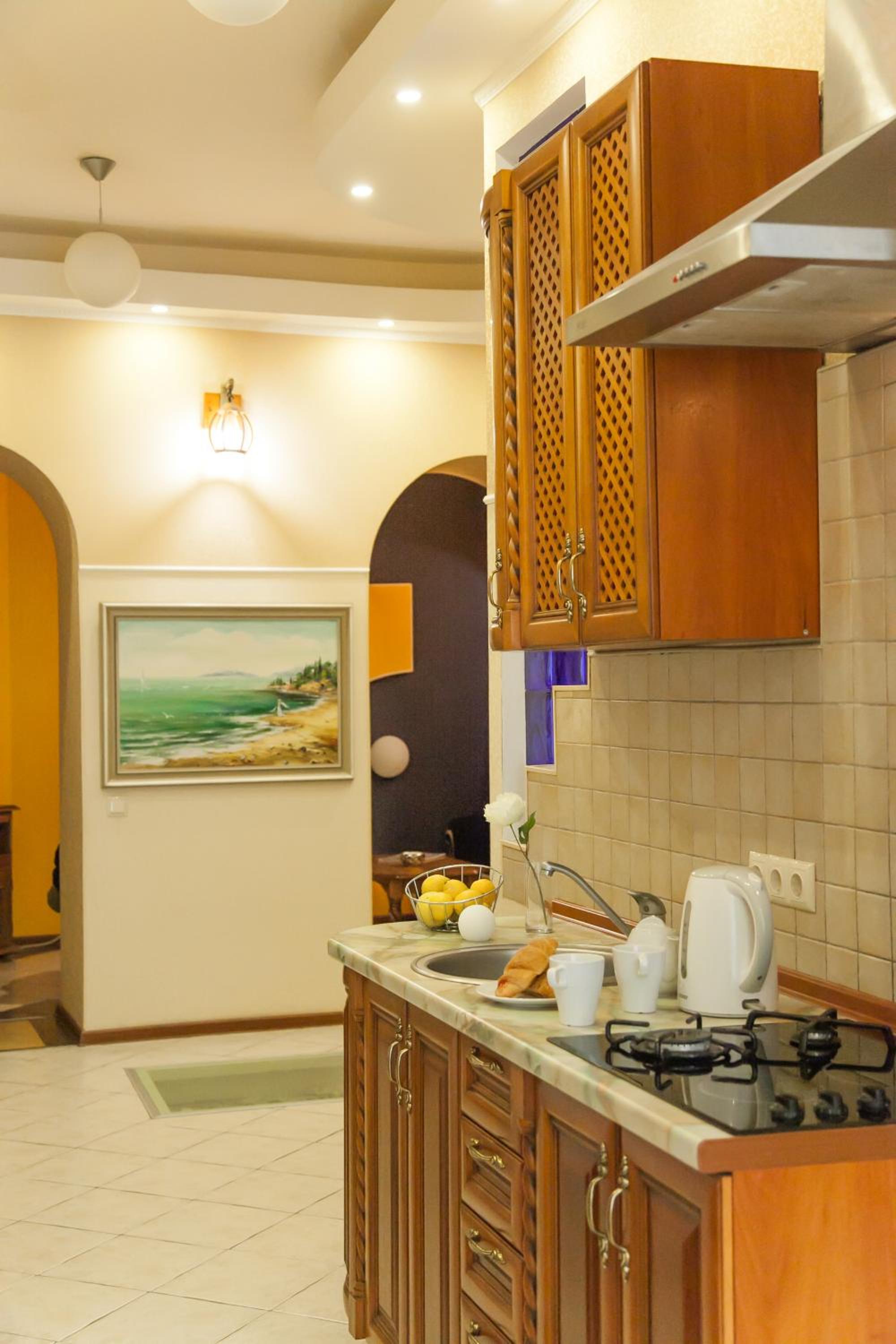 Deluxe Two-Bedroom Apartment - Lysenka Street 8