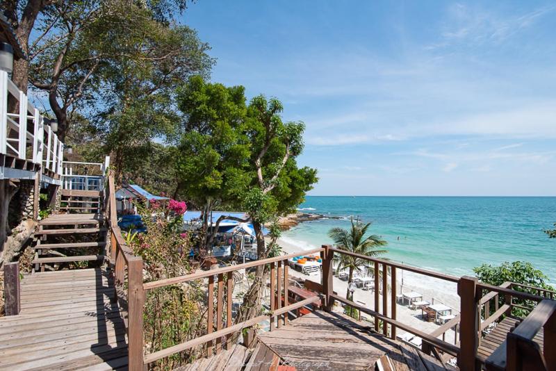 Superior Double Room with Sea View - Photo 4