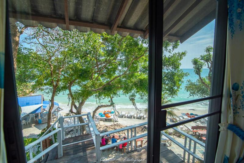 Superior Double Room with Sea View - Photo 7