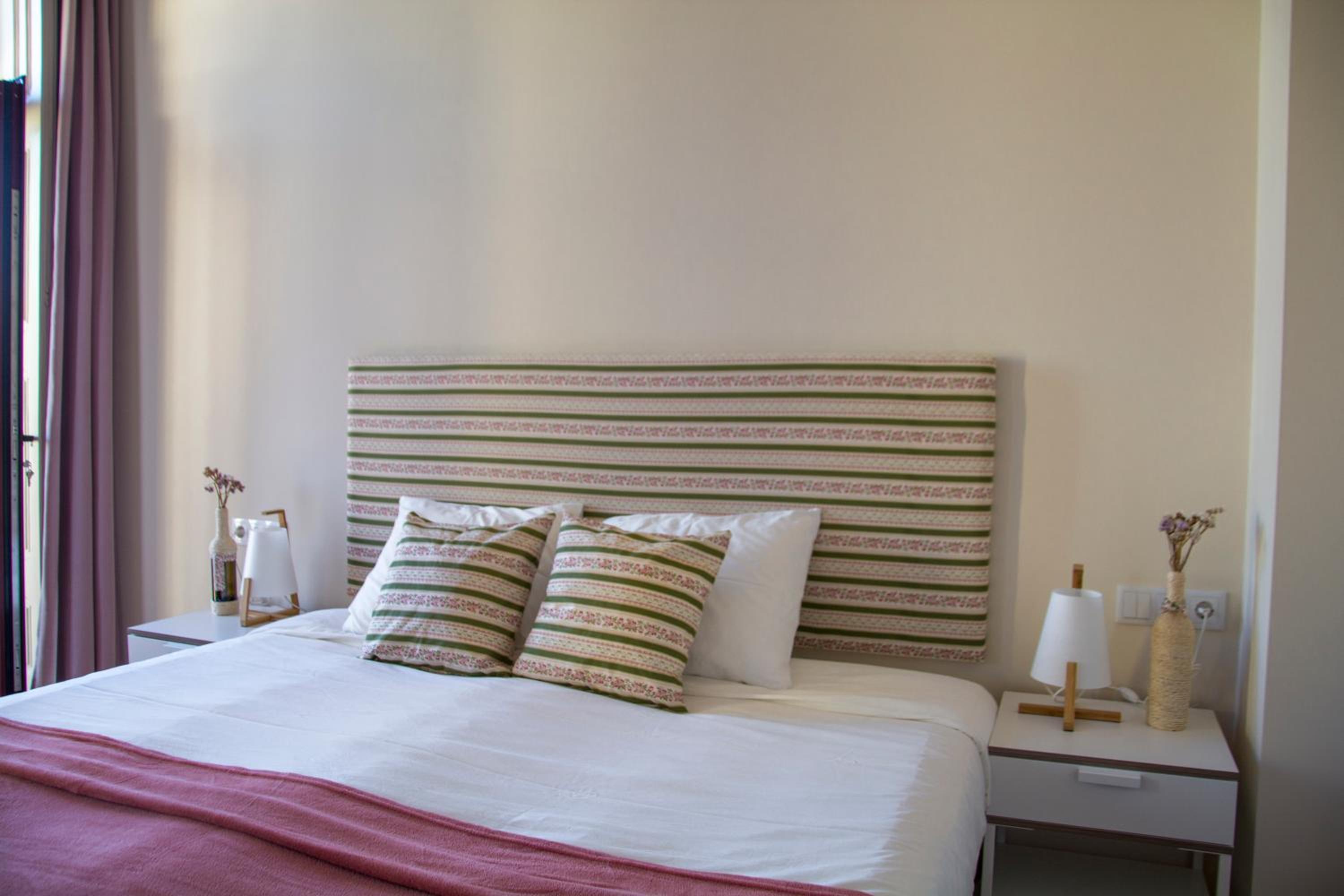  Double or Twin Room with Garden View - Photo 13