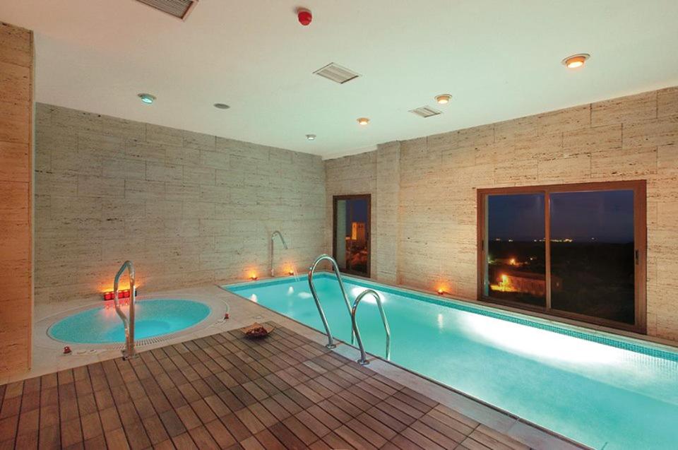 Double Room with Valley View and Spa Access photo 2