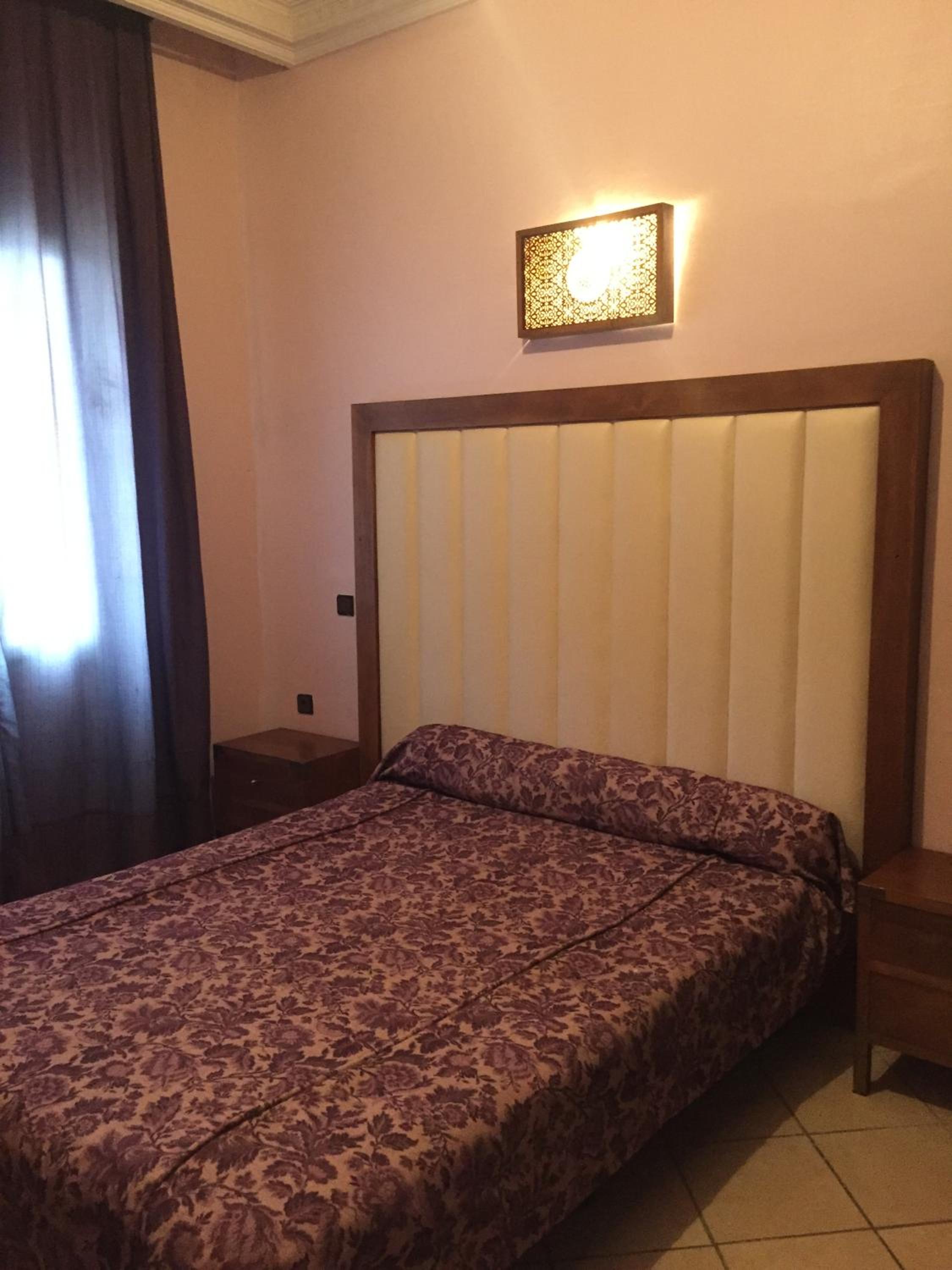 Large Single Room photo 3
