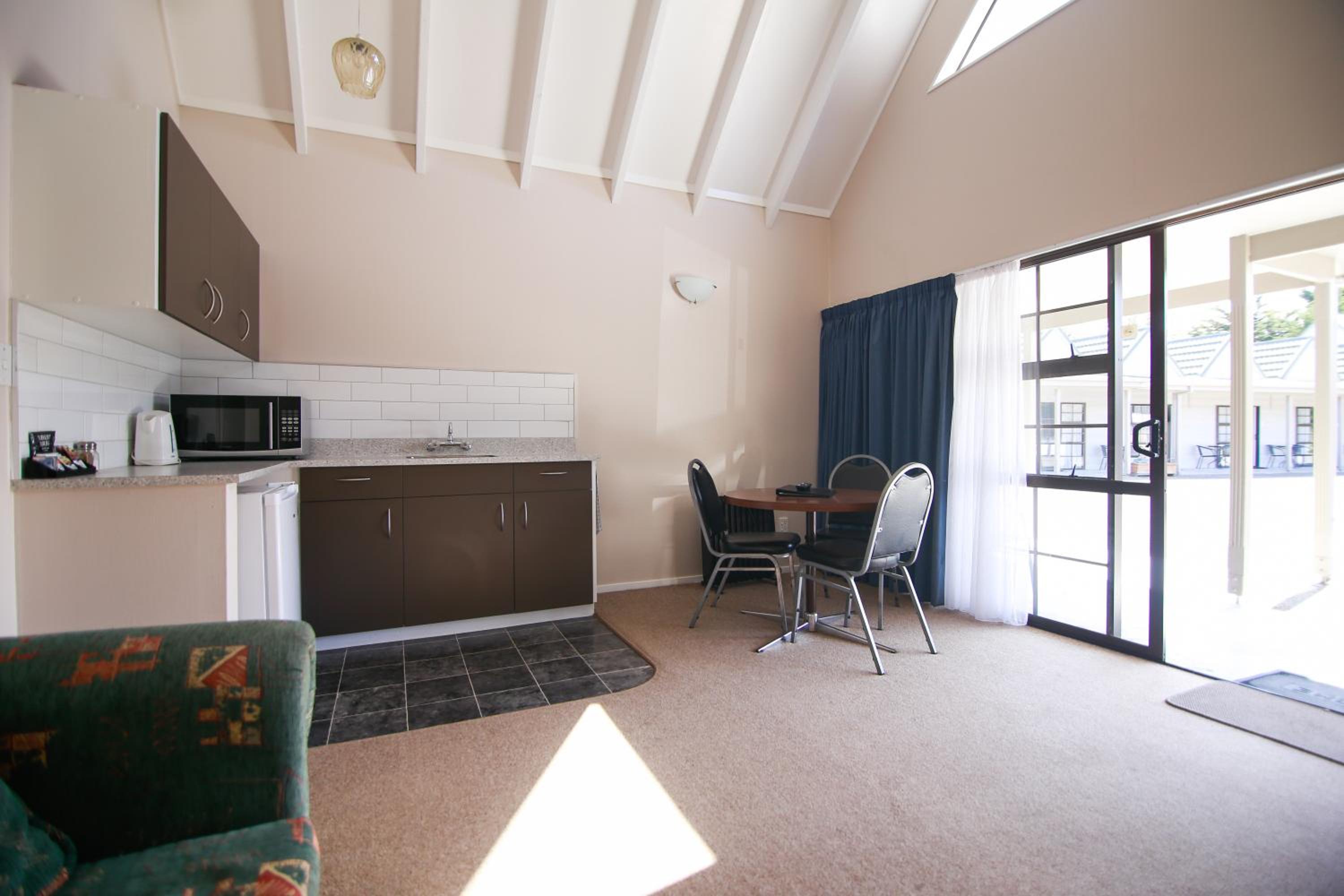 Standard Suite photo 2