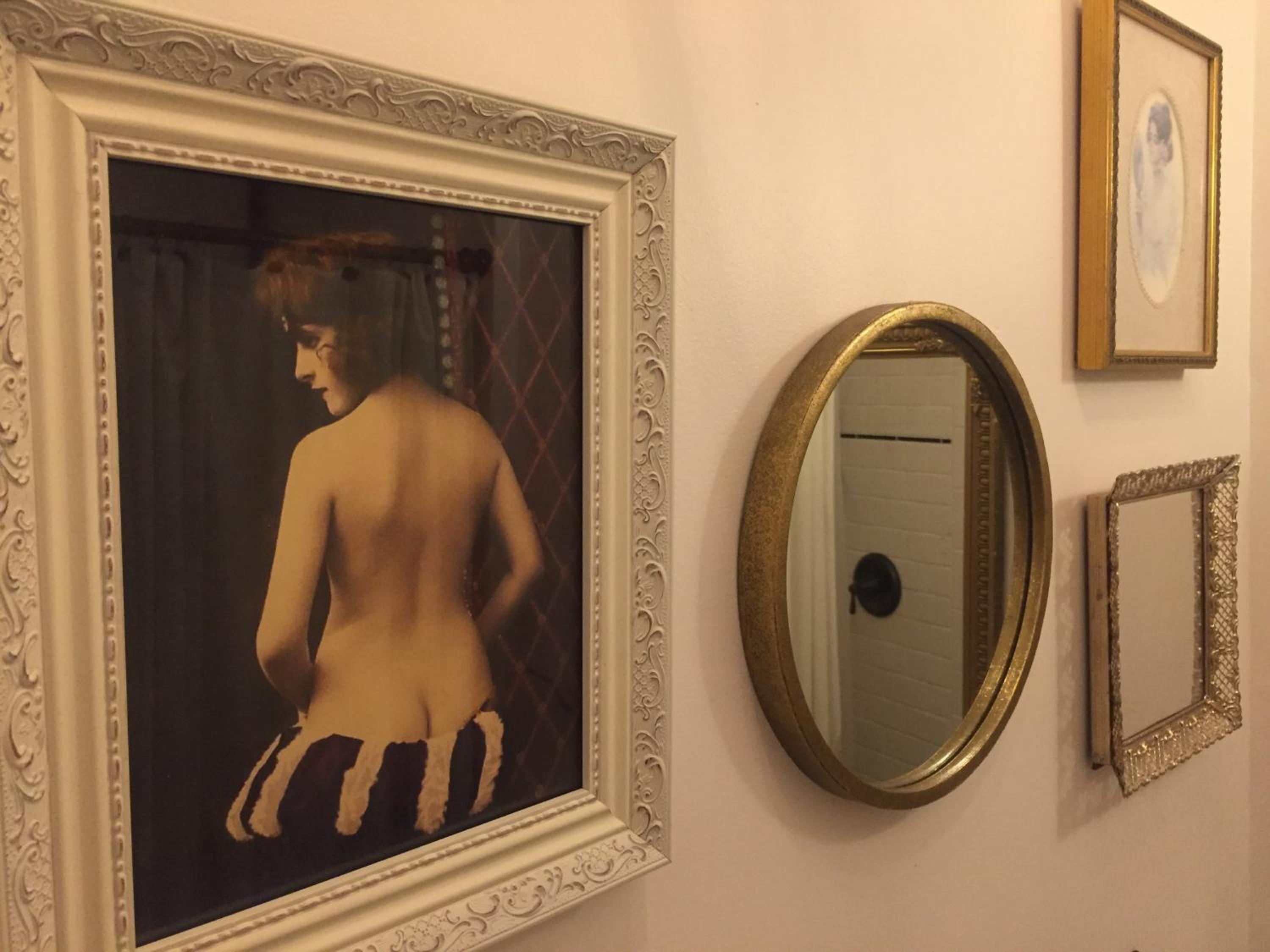 Deluxe Suite - Photo 9