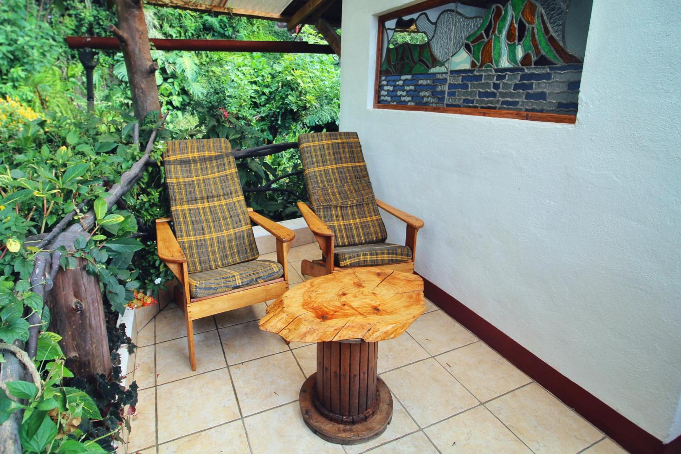Double Room with Balcony and Garden View photo 3