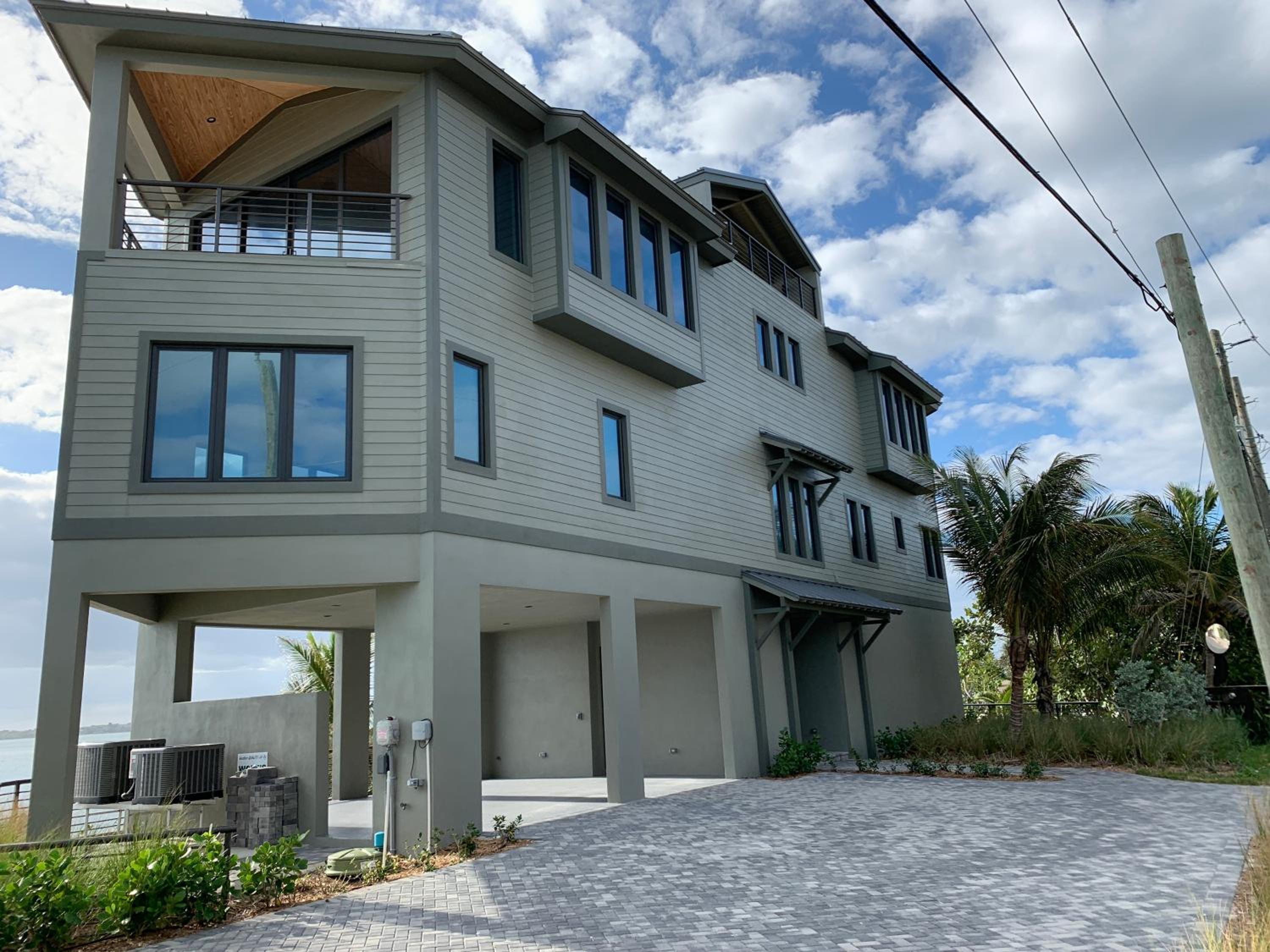 Villa photo 3