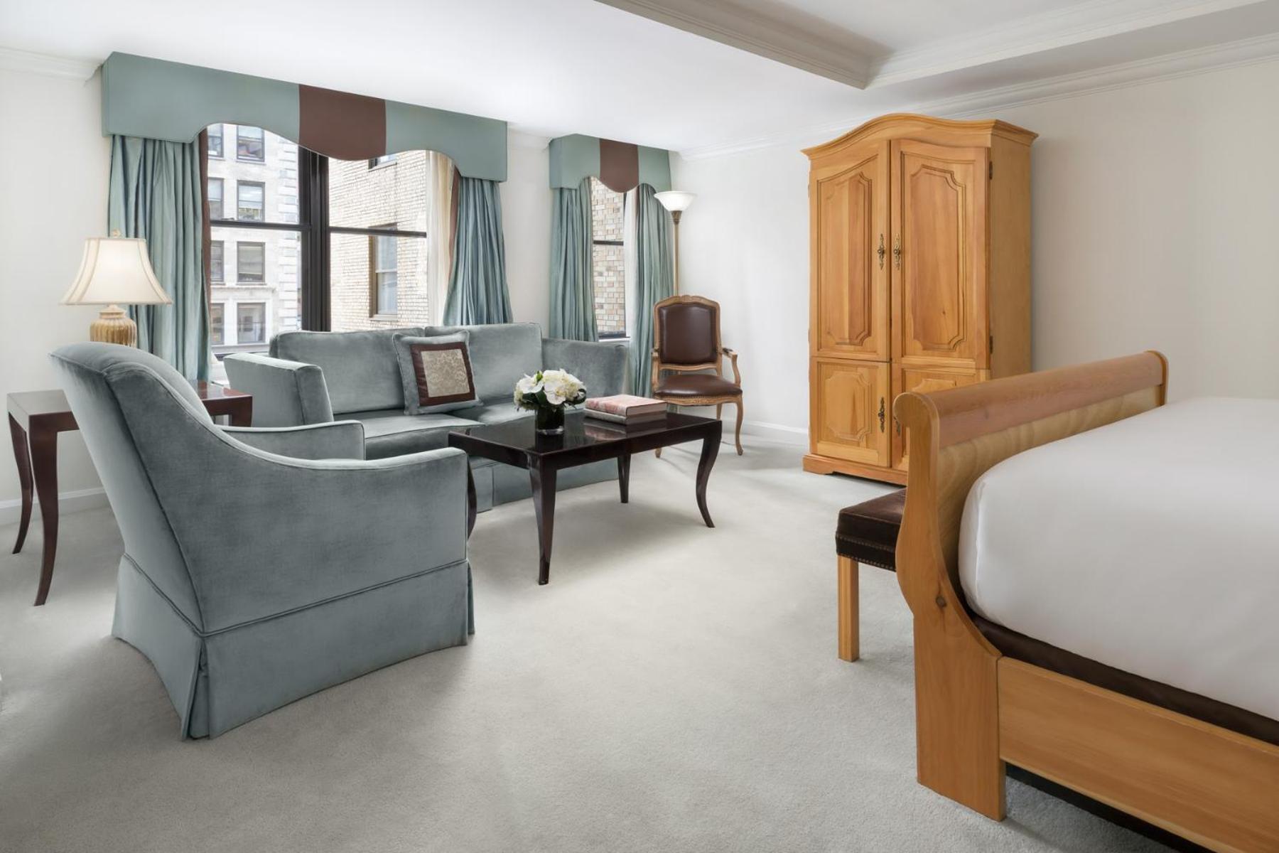 Junior King Suite